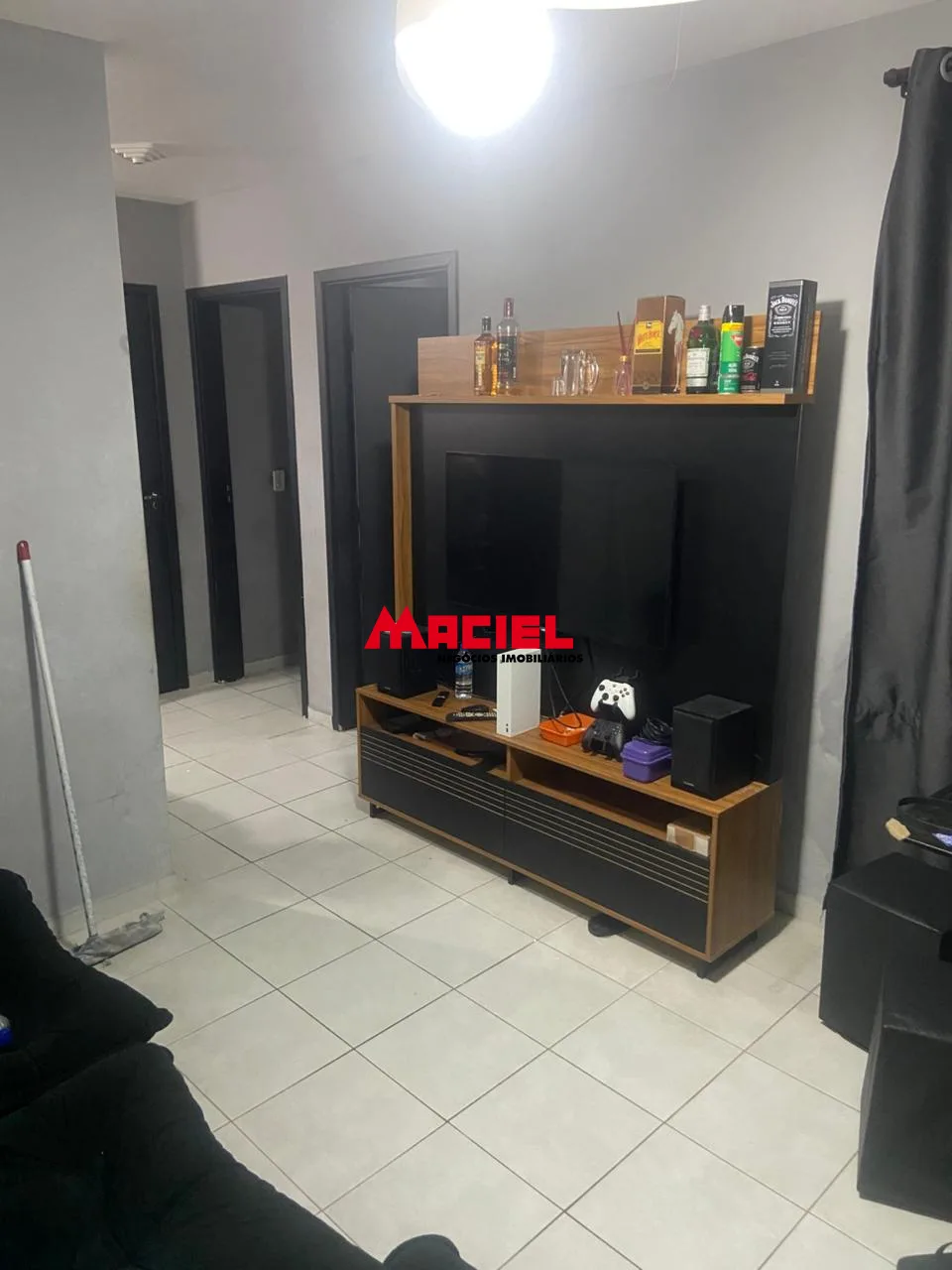 Comprar Apartamento / Padr&atilde;o em S&atilde;o Jos&eacute; dos Campos R$ 160.000,00 - Foto 1