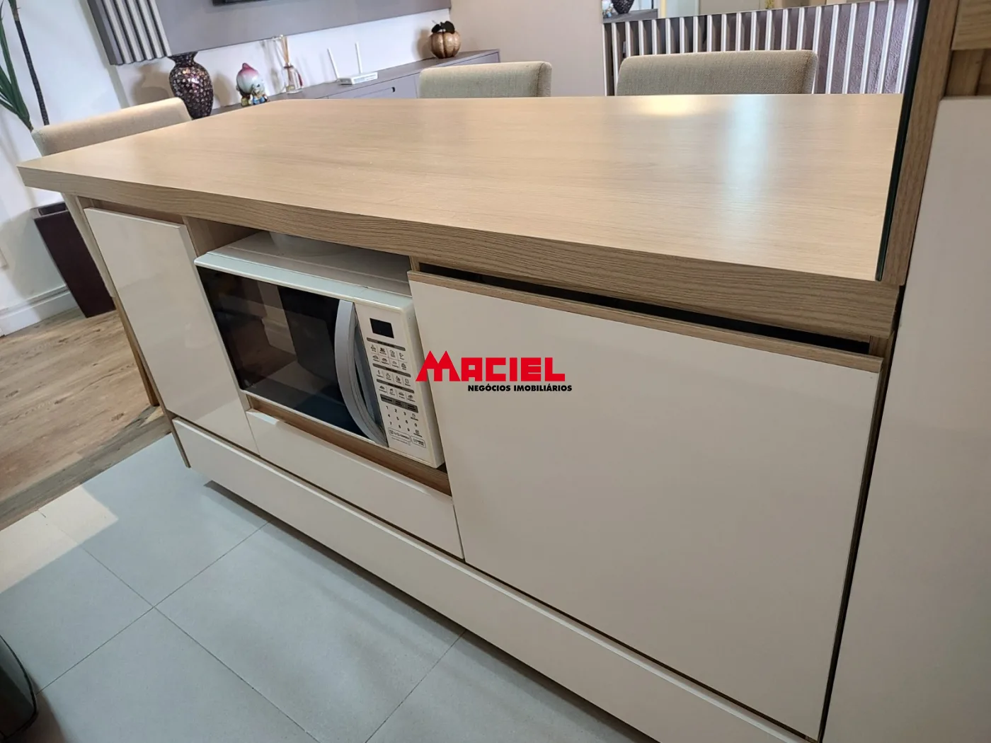 Alugar Apartamento / Mobiliado em S&atilde;o Jos&eacute; dos Campos R$ 3.800,00 - Foto 13