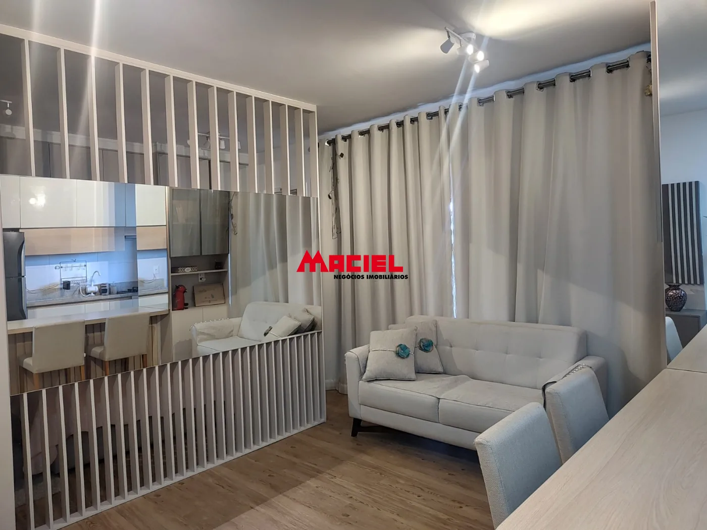 Alugar Apartamento / Mobiliado em S&atilde;o Jos&eacute; dos Campos R$ 3.800,00 - Foto 31