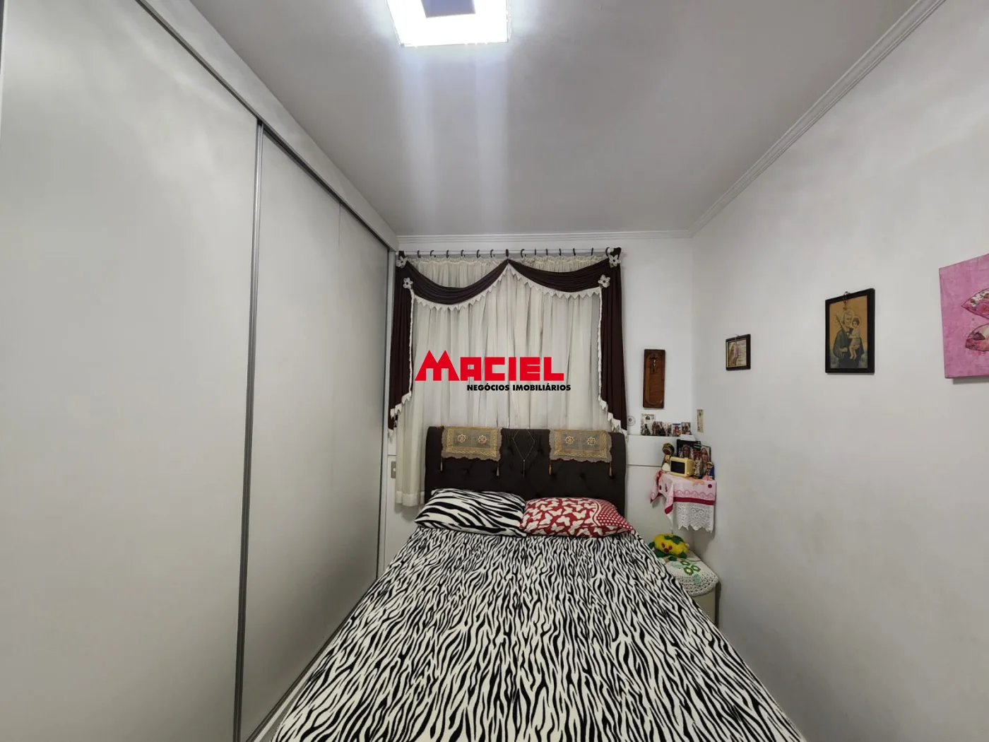 Comprar Apartamento / Padr&atilde;o em S&atilde;o Jos&eacute; dos Campos R$ 370.000,00 - Foto 9