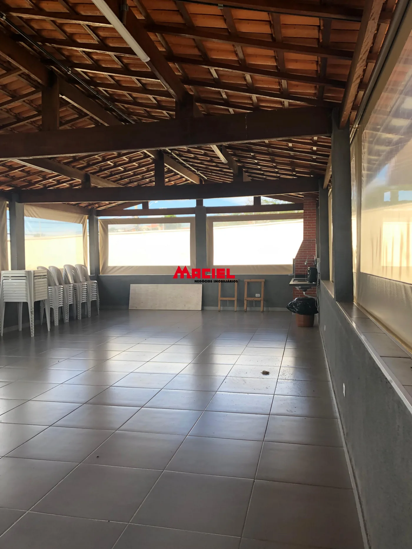 Alugar Casa / Condom&iacute;nio em S&atilde;o Jos&eacute; dos Campos R$ 1.750,00 - Foto 3