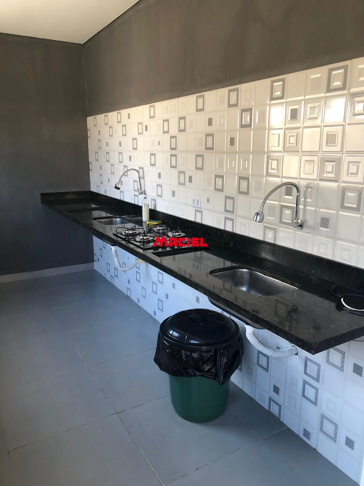 Alugar Casa / Condom&iacute;nio em S&atilde;o Jos&eacute; dos Campos R$ 1.750,00 - Foto 10