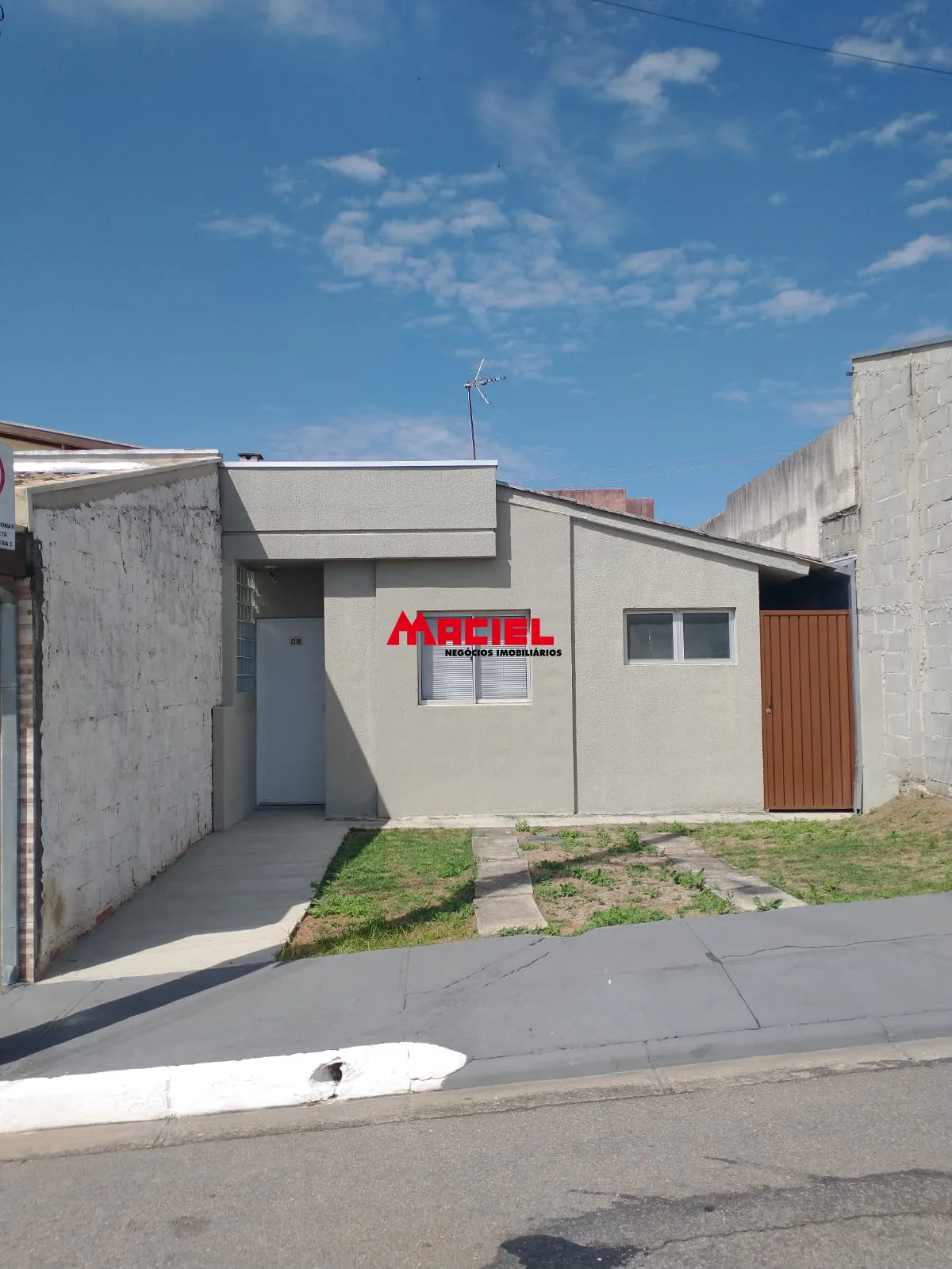 Alugar Casa / Condom&iacute;nio em S&atilde;o Jos&eacute; dos Campos R$ 1.750,00 - Foto 13