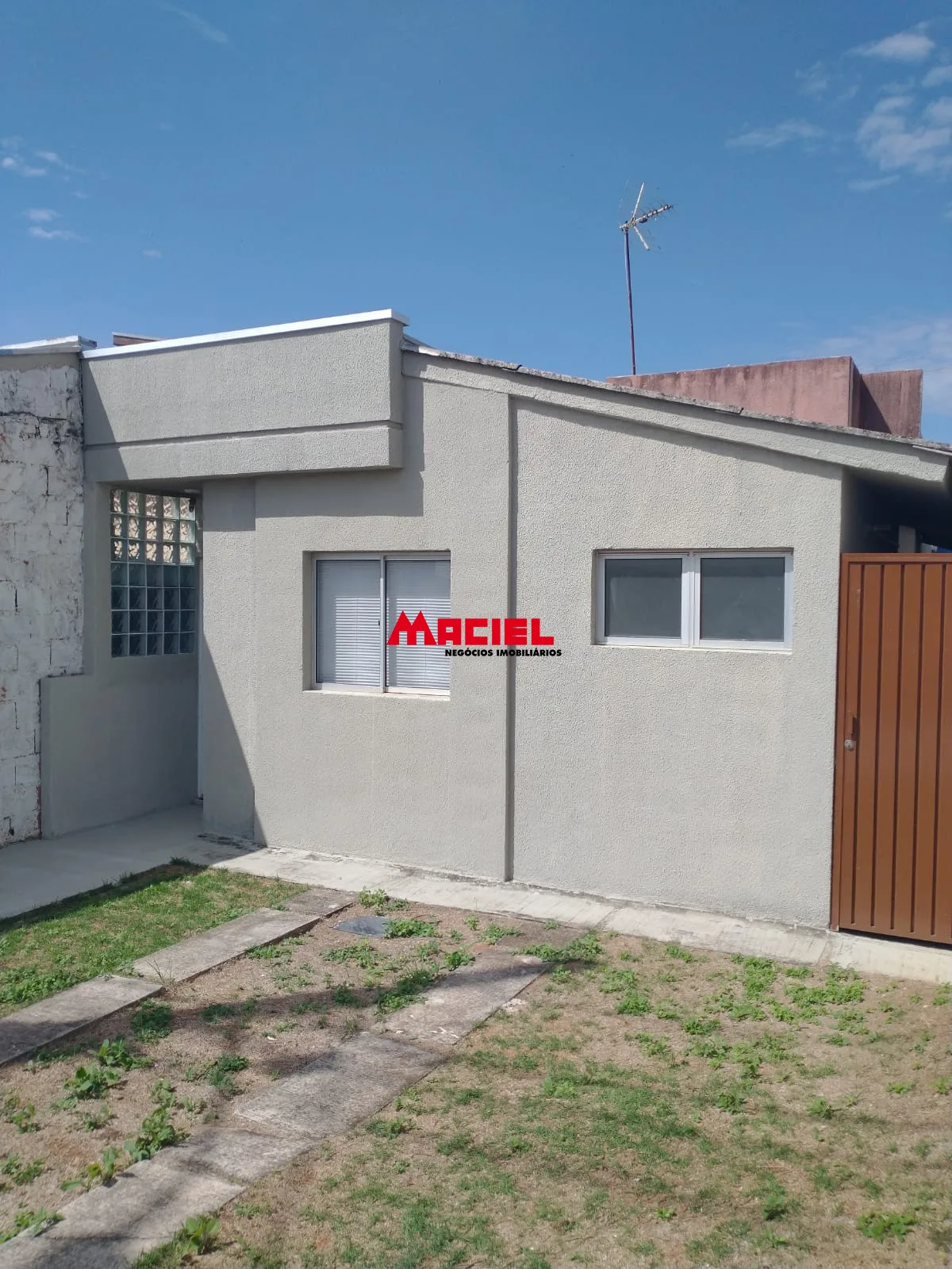 Alugar Casa / Condom&iacute;nio em S&atilde;o Jos&eacute; dos Campos R$ 1.750,00 - Foto 14