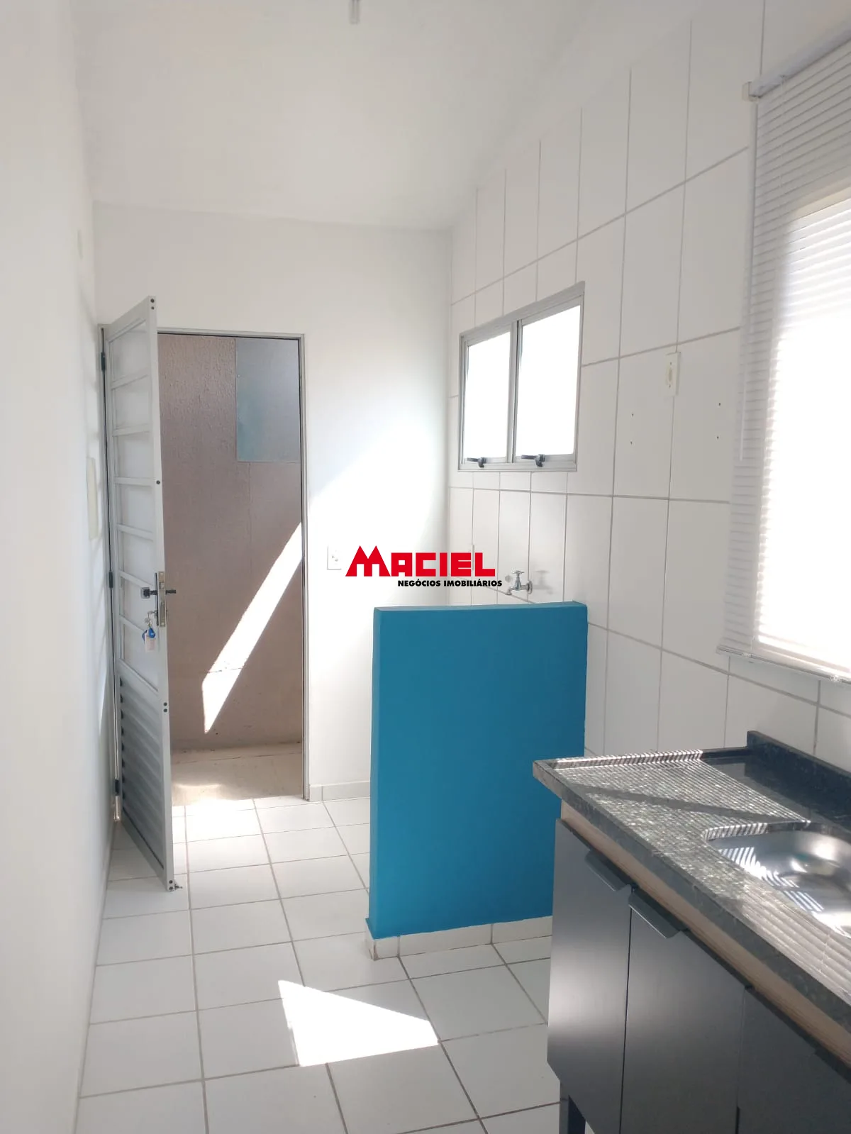 Alugar Casa / Condom&iacute;nio em S&atilde;o Jos&eacute; dos Campos R$ 1.750,00 - Foto 23