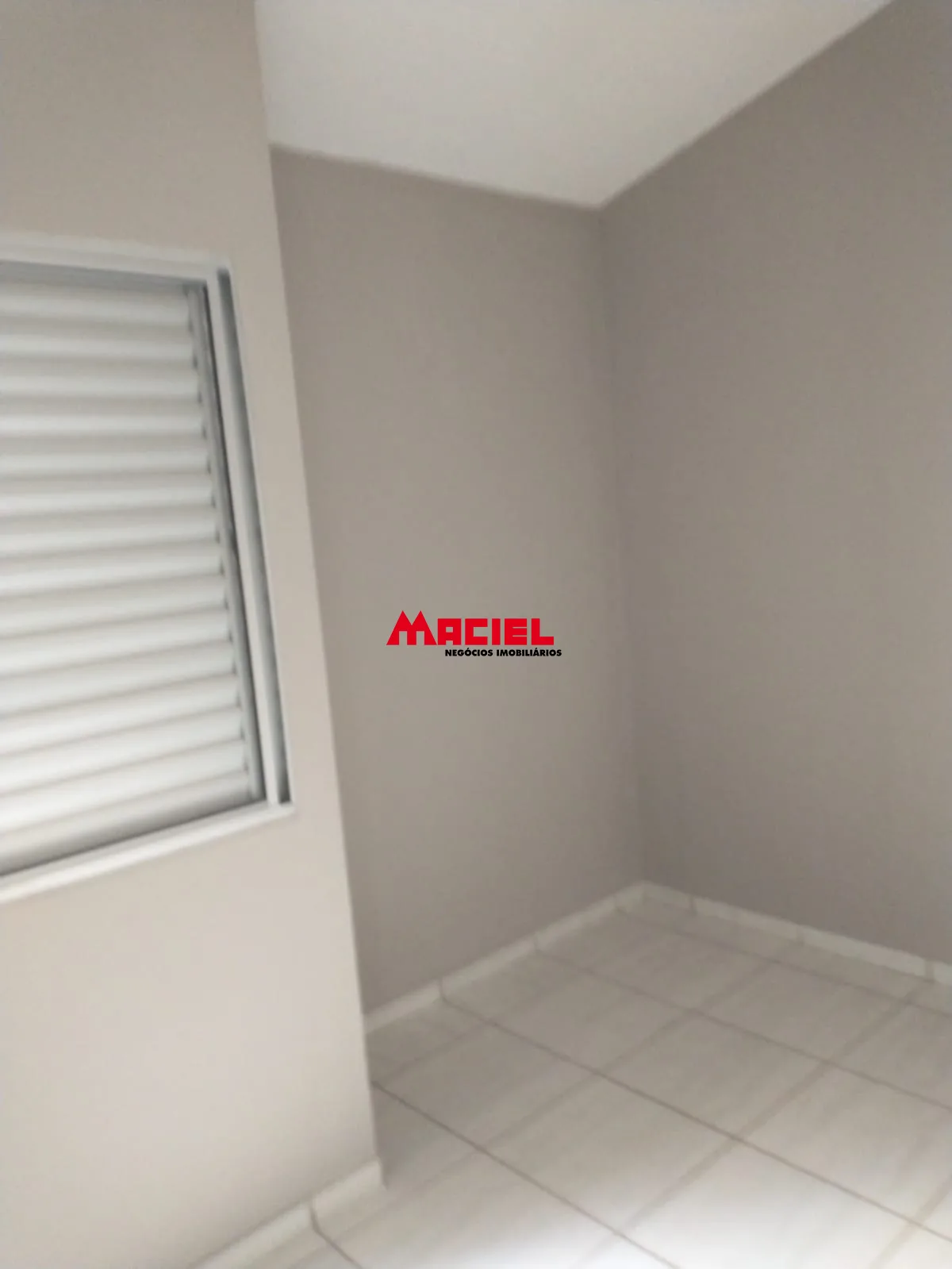 Alugar Casa / Condom&iacute;nio em S&atilde;o Jos&eacute; dos Campos R$ 1.750,00 - Foto 29