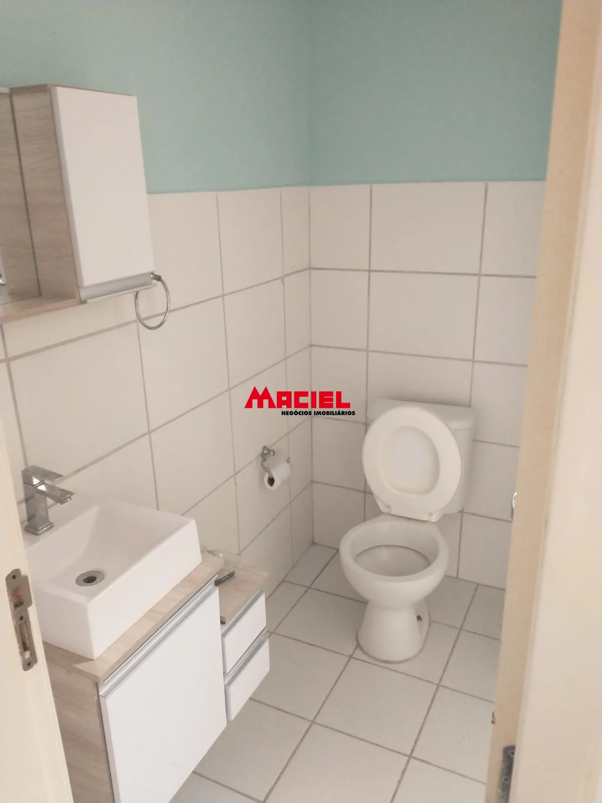 Alugar Casa / Condom&iacute;nio em S&atilde;o Jos&eacute; dos Campos R$ 1.750,00 - Foto 30