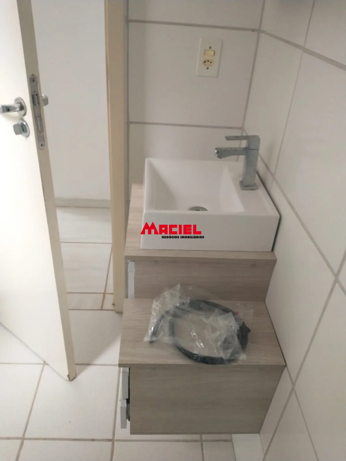 Alugar Casa / Condom&iacute;nio em S&atilde;o Jos&eacute; dos Campos R$ 1.750,00 - Foto 33