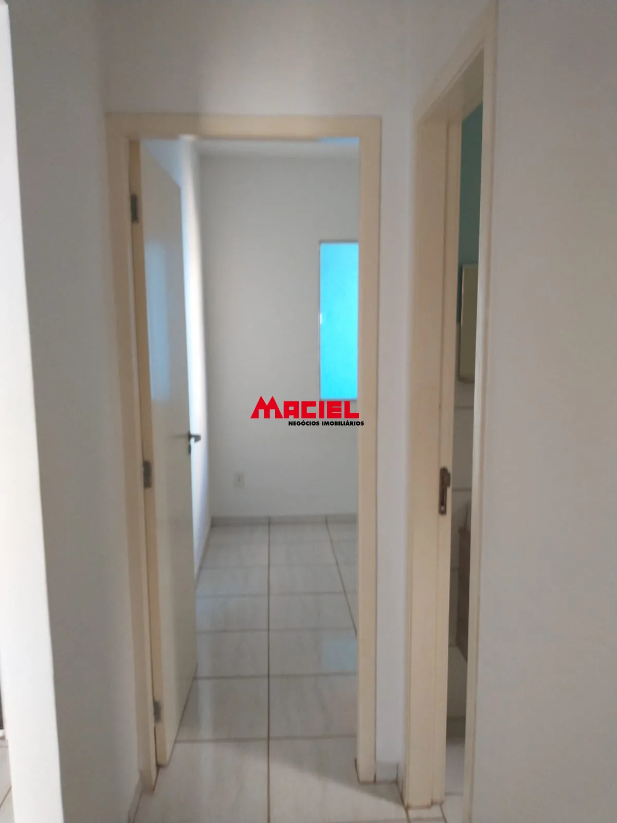 Alugar Casa / Condom&iacute;nio em S&atilde;o Jos&eacute; dos Campos R$ 1.750,00 - Foto 38