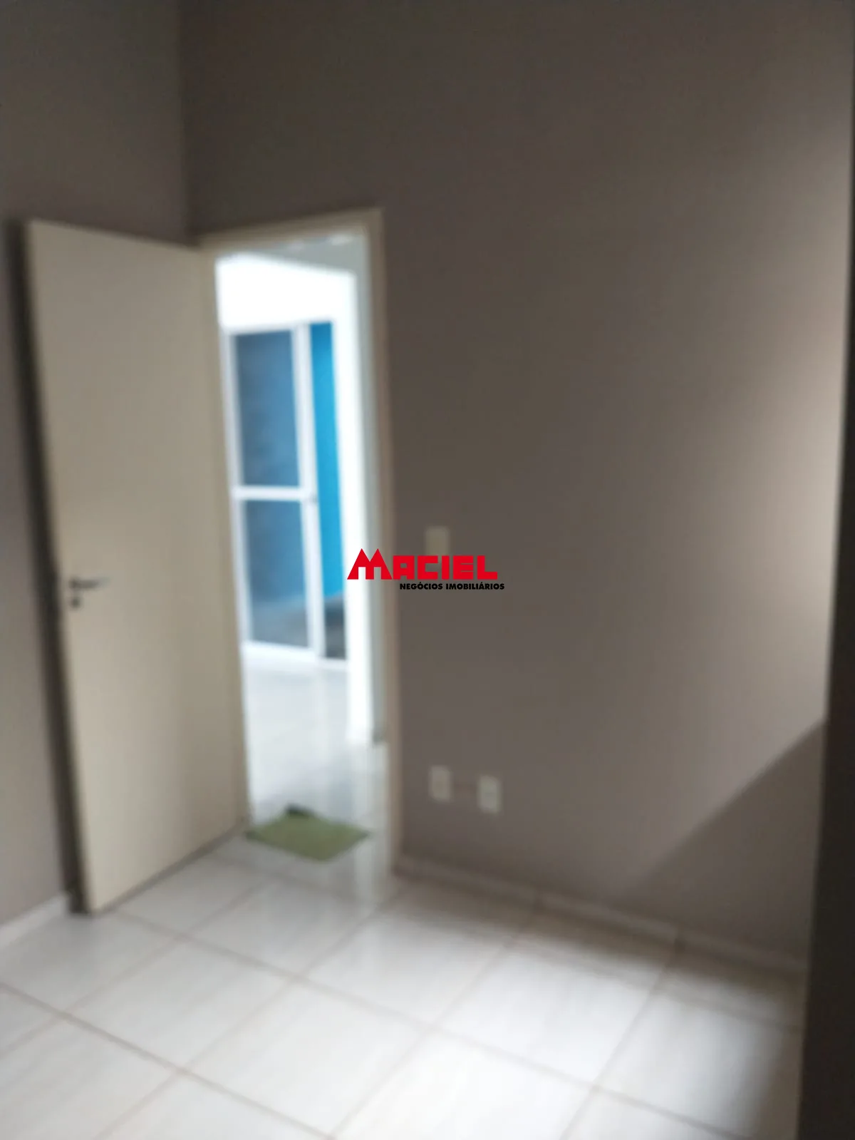Alugar Casa / Condom&iacute;nio em S&atilde;o Jos&eacute; dos Campos R$ 1.750,00 - Foto 39