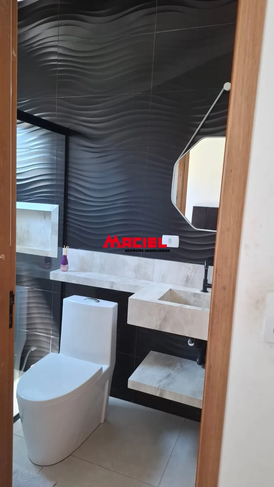 Comprar Casa / Sobrado em S&atilde;o Jos&eacute; dos Campos R$ 690.000,00 - Foto 16