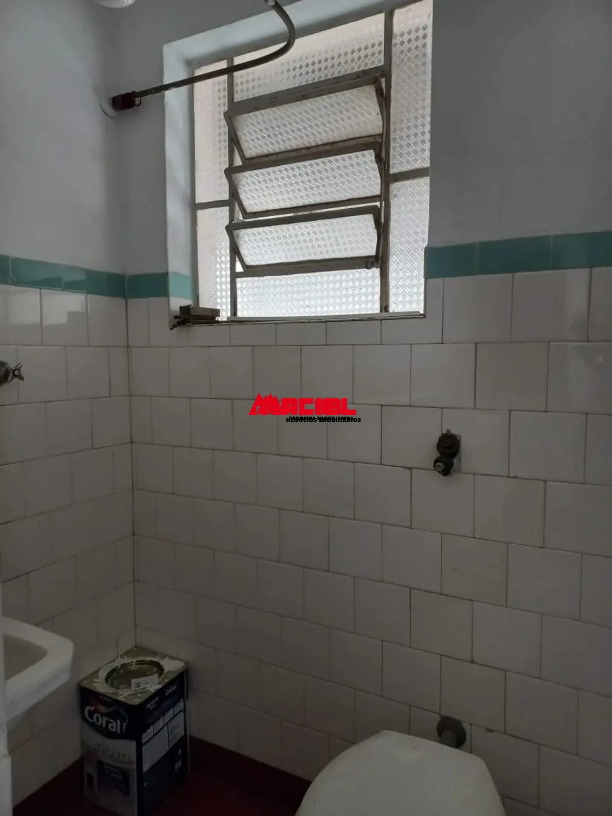 Alugar Casa / Padr&atilde;o em S&atilde;o Jos&eacute; dos Campos R$ 2.350,00 - Foto 11