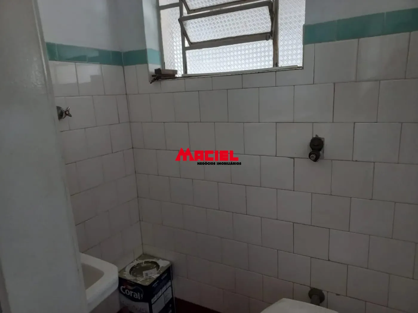Alugar Casa / Padr&atilde;o em S&atilde;o Jos&eacute; dos Campos R$ 2.350,00 - Foto 12