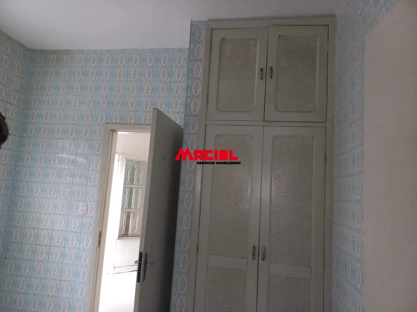 Alugar Casa / Padr&atilde;o em S&atilde;o Jos&eacute; dos Campos R$ 2.350,00 - Foto 13