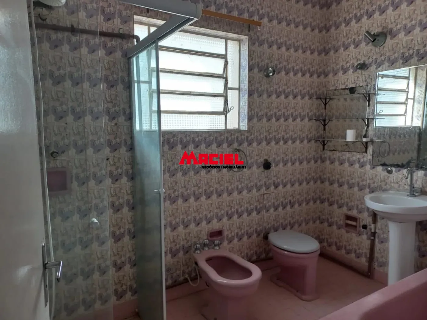 Alugar Casa / Padr&atilde;o em S&atilde;o Jos&eacute; dos Campos R$ 2.350,00 - Foto 15