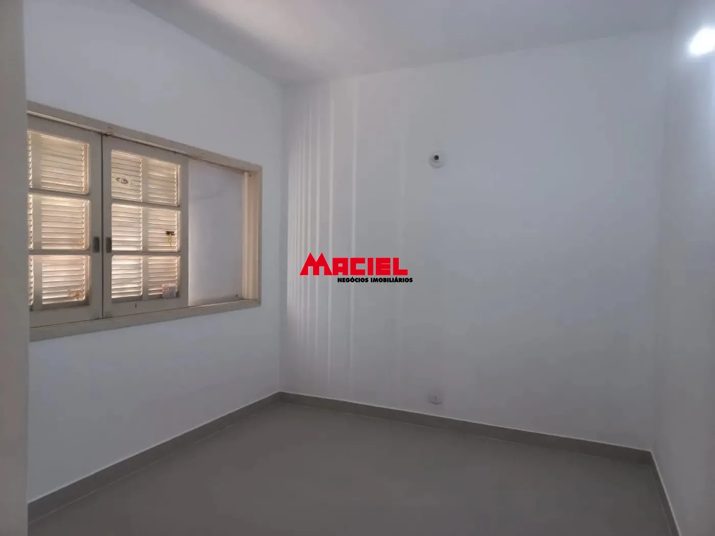 Alugar Casa / Padr&atilde;o em S&atilde;o Jos&eacute; dos Campos R$ 2.350,00 - Foto 19