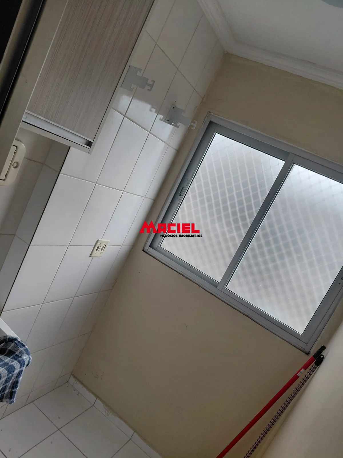 Alugar Apartamento / Padr&atilde;o em S&atilde;o Jos&eacute; dos Campos R$ 1.650,00 - Foto 9