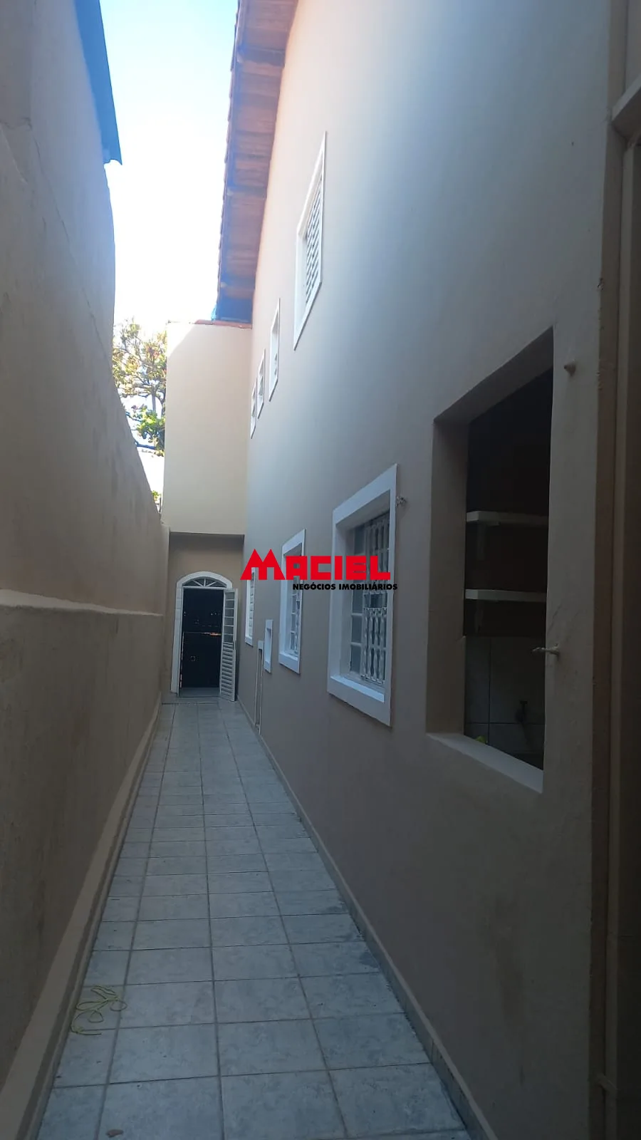 Alugar Casa / Sobrado em S&atilde;o Jos&eacute; dos Campos R$ 3.600,00 - Foto 9