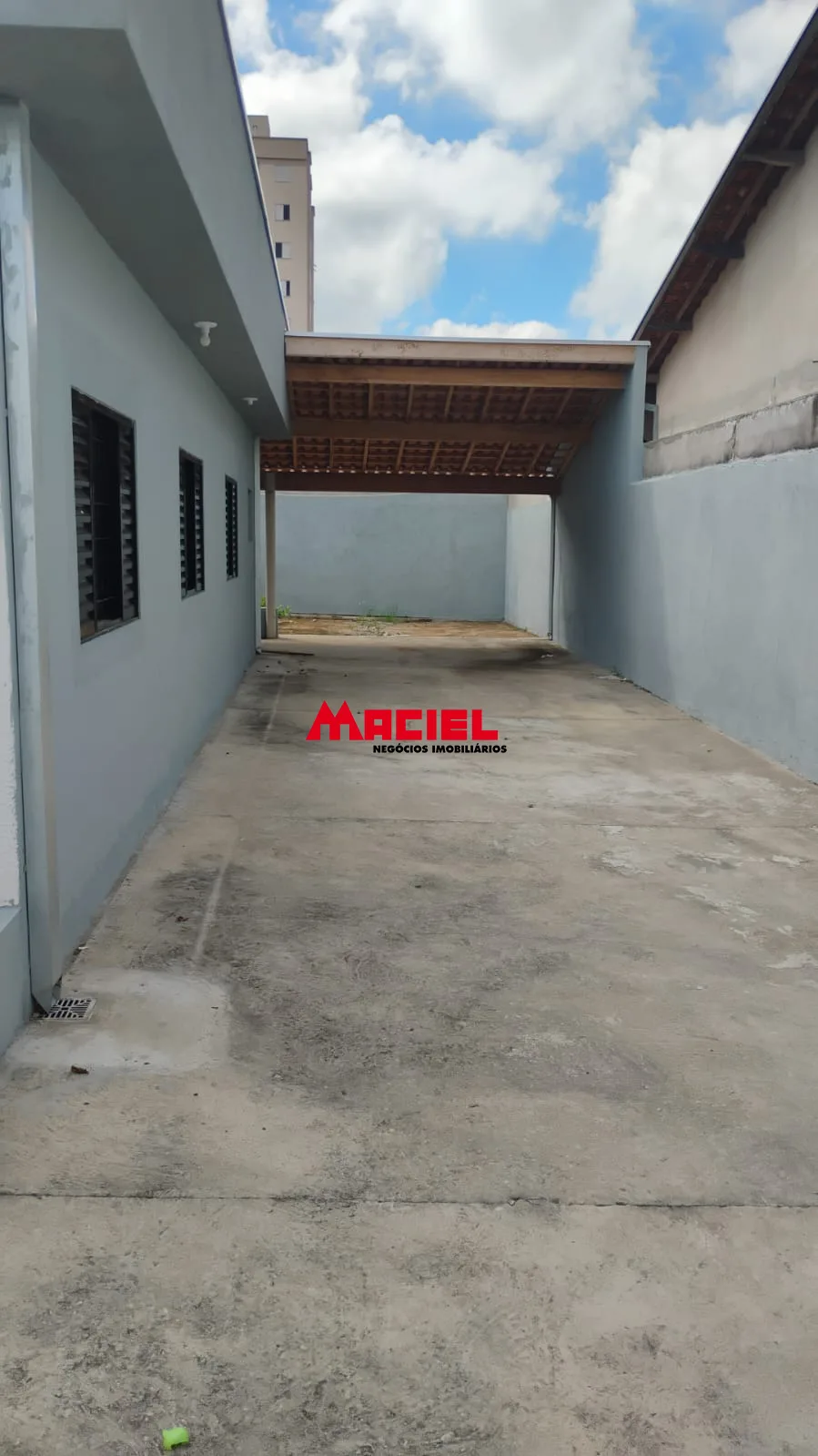 Alugar Casa / Padr&atilde;o em S&atilde;o Jos&eacute; dos Campos R$ 2.800,00 - Foto 3