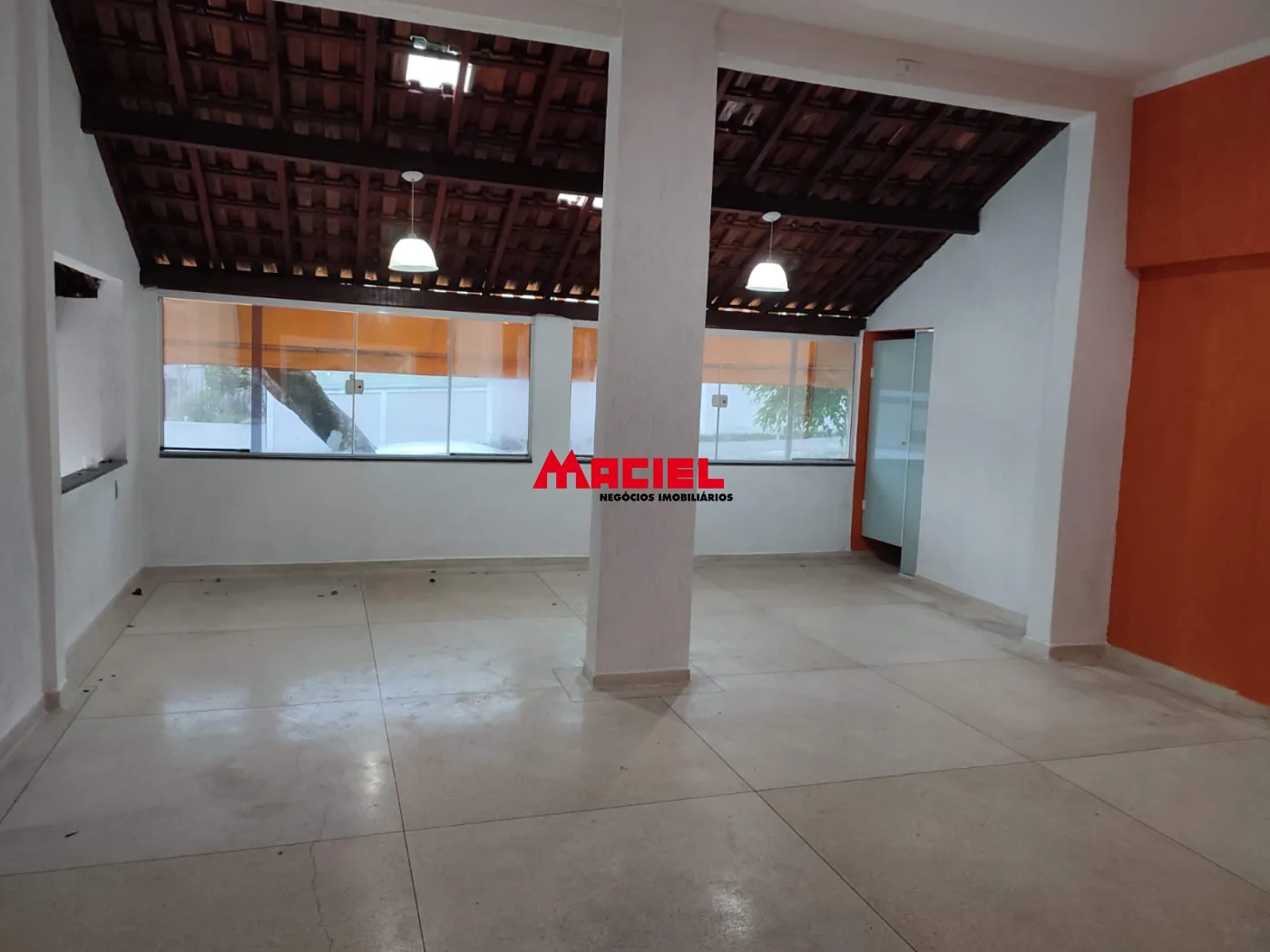 Comprar Comercial / Ponto Comercial em S&atilde;o Jos&eacute; dos Campos R$ 690.000,00 - Foto 2