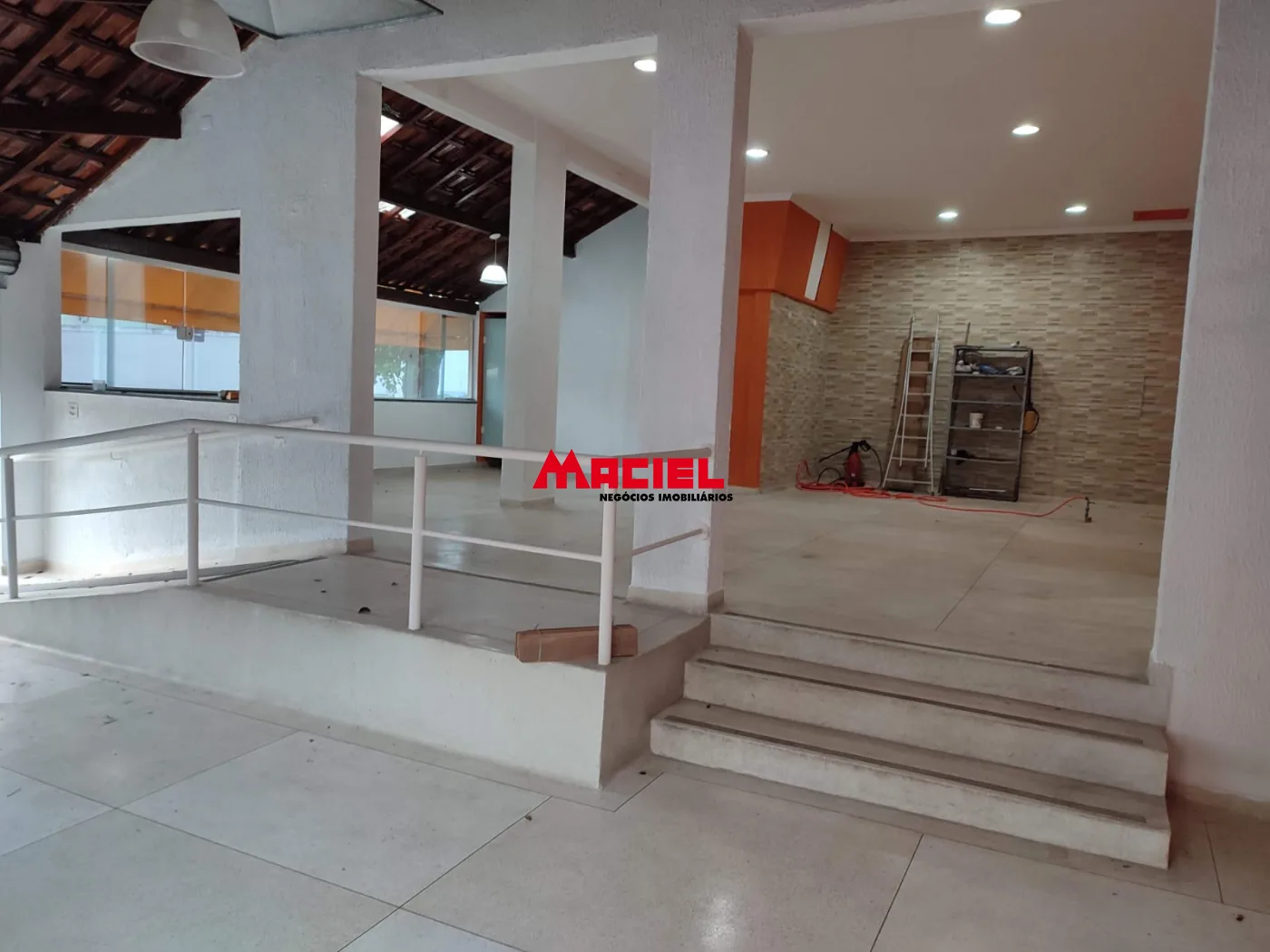 Comprar Comercial / Ponto Comercial em S&atilde;o Jos&eacute; dos Campos R$ 690.000,00 - Foto 14