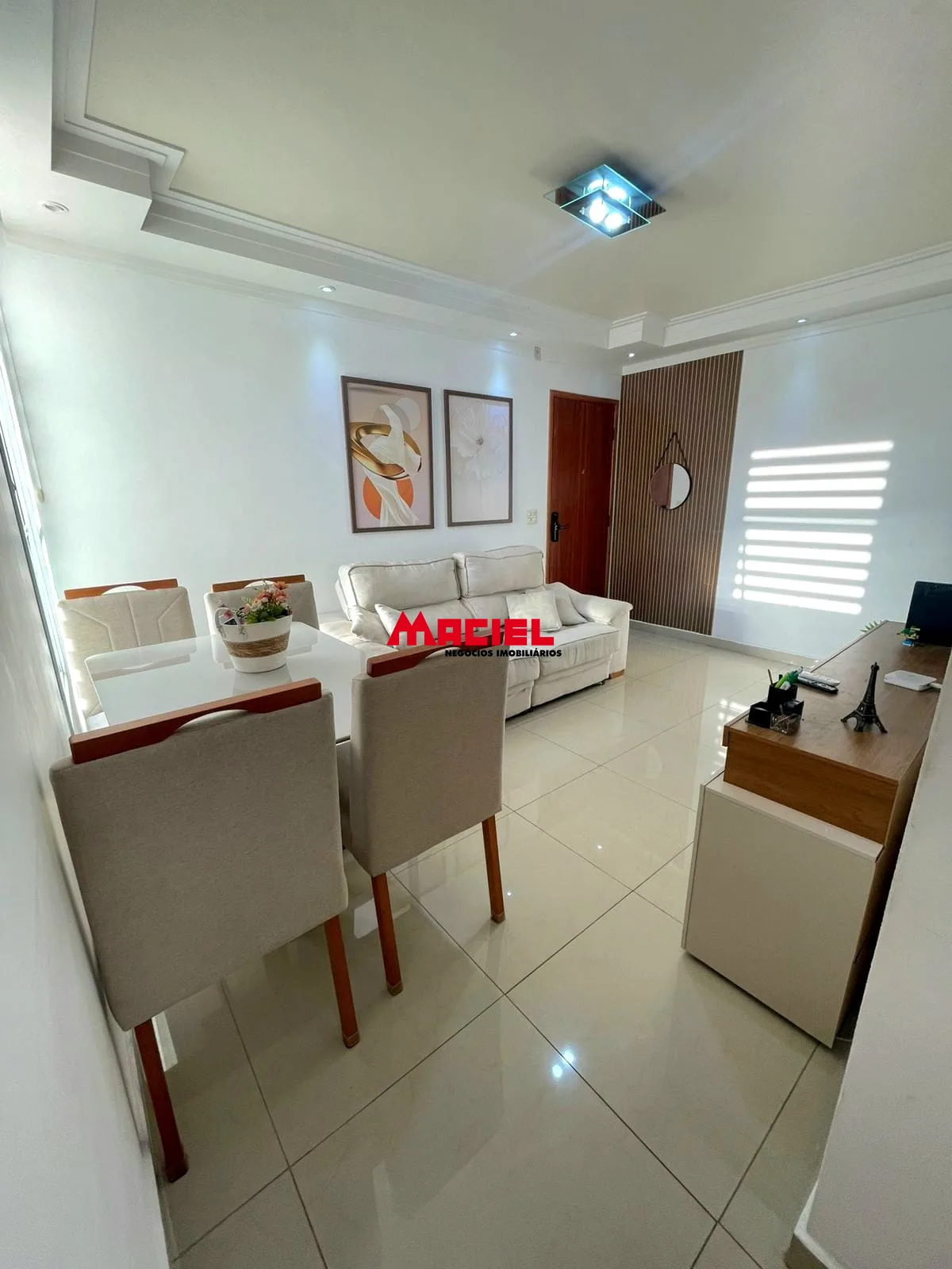 Comprar Apartamento / Padr&atilde;o em S&atilde;o Jos&eacute; dos Campos R$ 339.000,00 - Foto 3