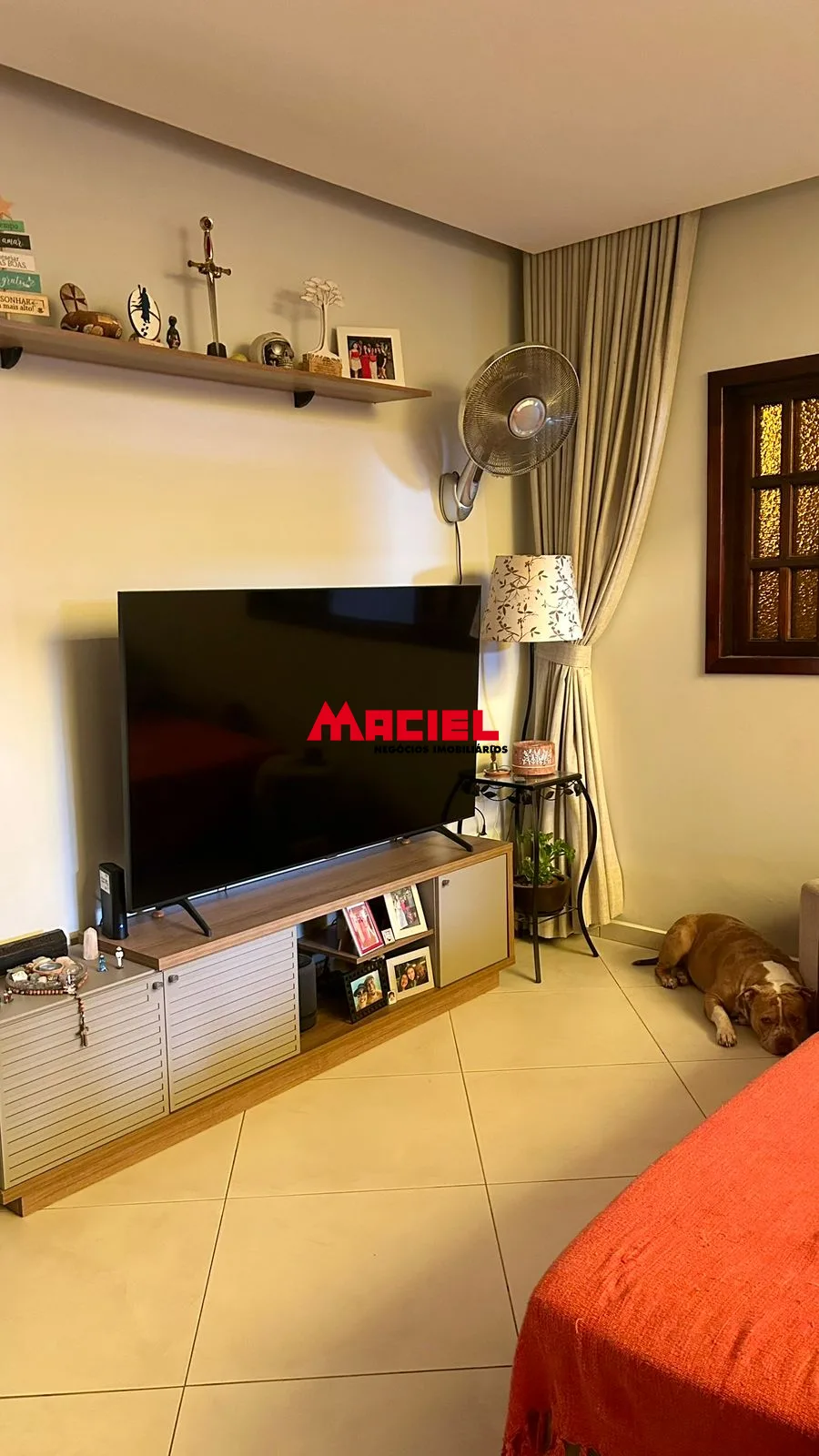 Comprar Casa / Padr&atilde;o em S&atilde;o Jos&eacute; dos Campos R$ 850.000,00 - Foto 3