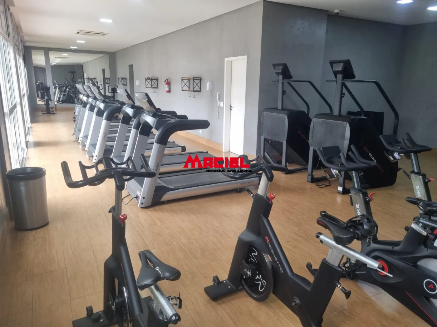 Comprar Apartamento / Padr&atilde;o em S&atilde;o Jos&eacute; dos Campos R$ 1.120.000,00 - Foto 16