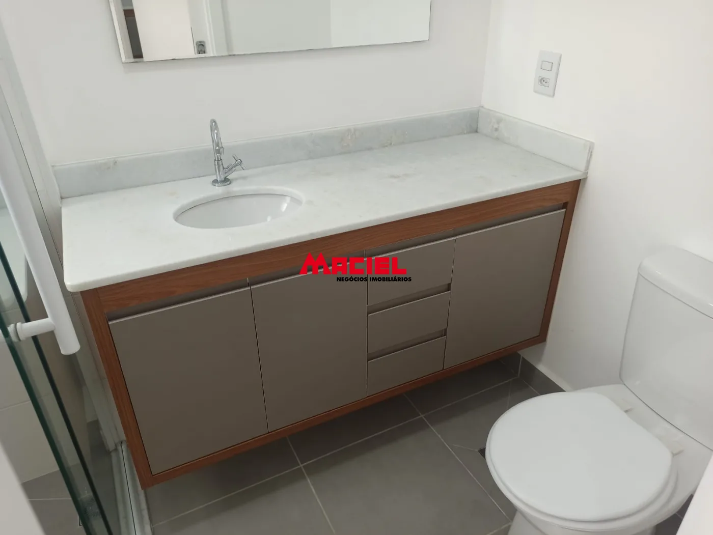 Alugar Apartamento / Padr&atilde;o em S&atilde;o Jos&eacute; dos Campos R$ 2.800,00 - Foto 12