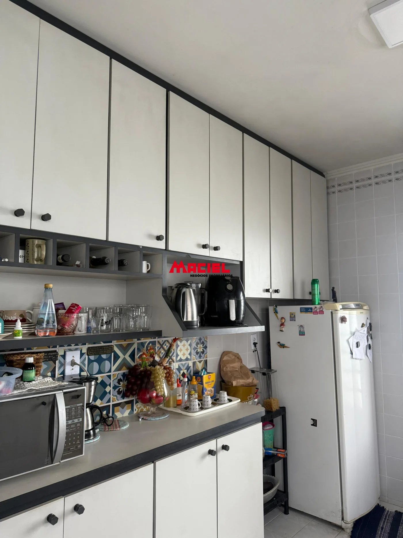 Comprar Casa / Padr&atilde;o em S&atilde;o Jos&eacute; dos Campos R$ 950.000,00 - Foto 3