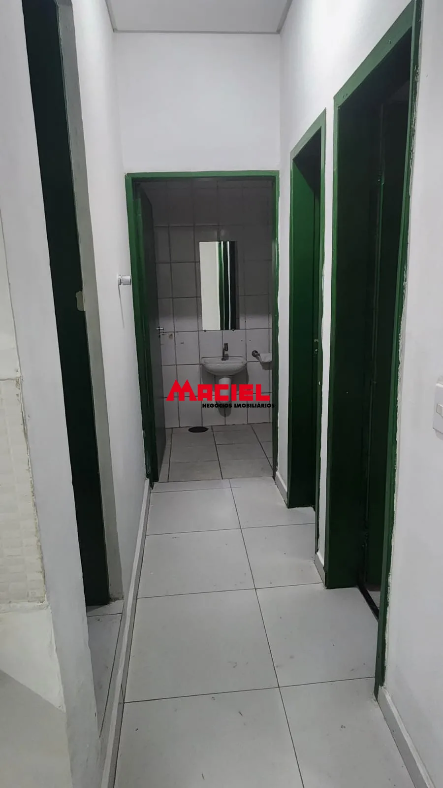 Alugar Comercial / Ponto Comercial em S&atilde;o Jos&eacute; dos Campos R$ 18.700,00 - Foto 7