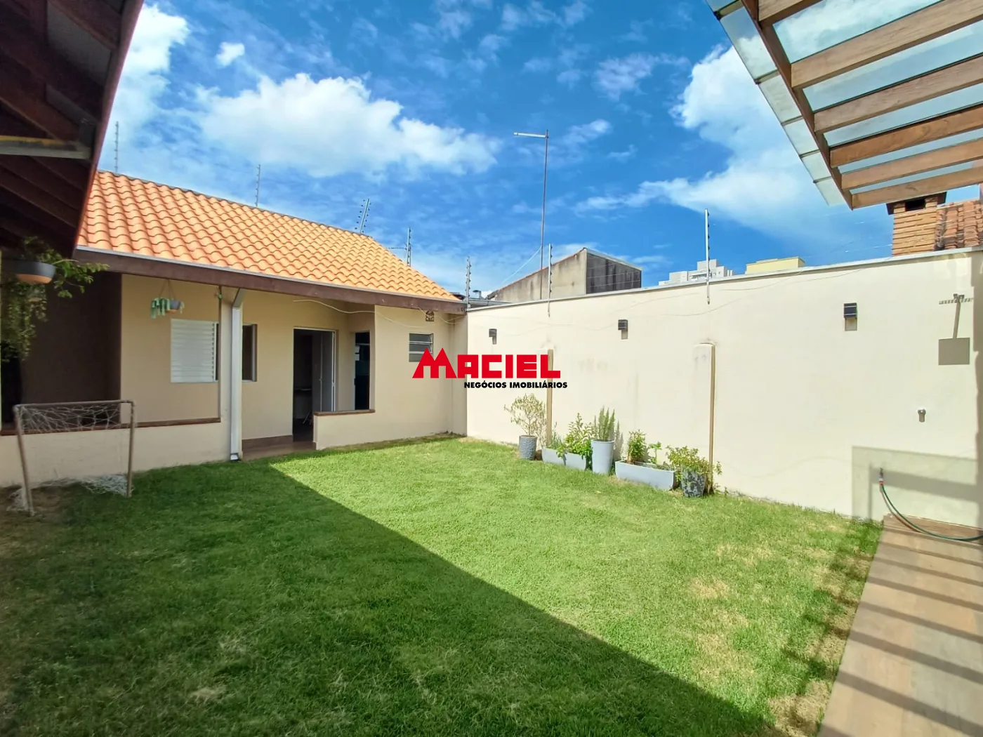 Comprar Casa / Padr&atilde;o em S&atilde;o Jos&eacute; dos Campos R$ 935.000,00 - Foto 6