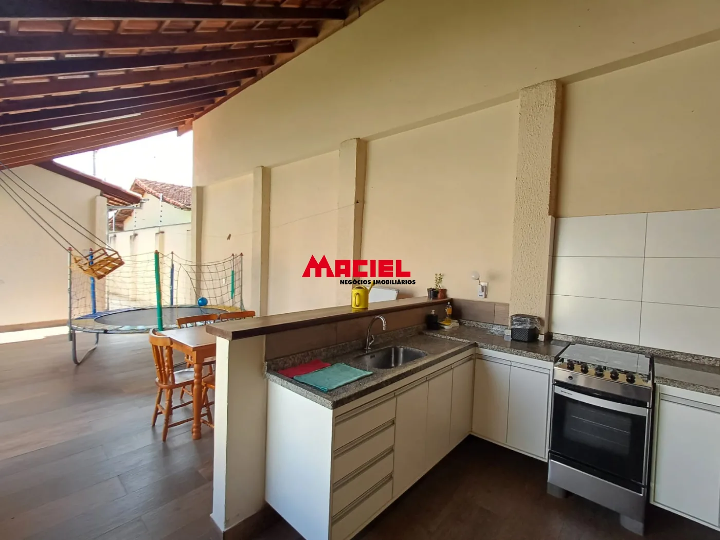 Comprar Casa / Padr&atilde;o em S&atilde;o Jos&eacute; dos Campos R$ 935.000,00 - Foto 7