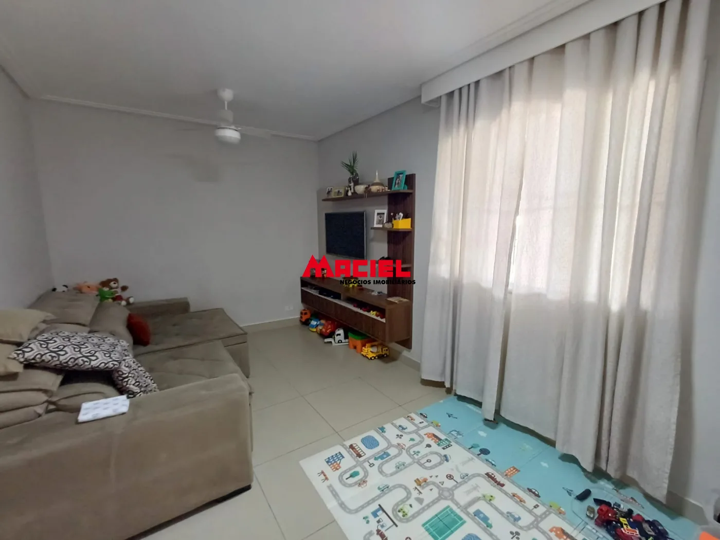 Comprar Casa / Padr&atilde;o em S&atilde;o Jos&eacute; dos Campos R$ 935.000,00 - Foto 11