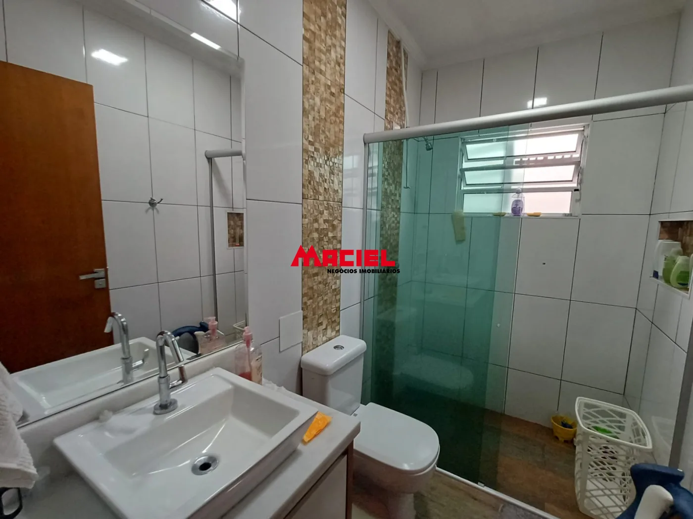 Comprar Casa / Padr&atilde;o em S&atilde;o Jos&eacute; dos Campos R$ 935.000,00 - Foto 14