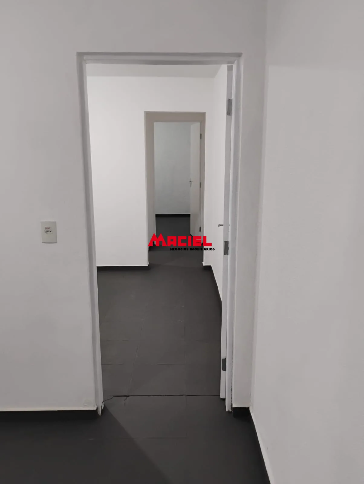 Alugar Casa / Ed&iacute;cula em S&atilde;o Jos&eacute; dos Campos R$ 1.600,00 - Foto 8