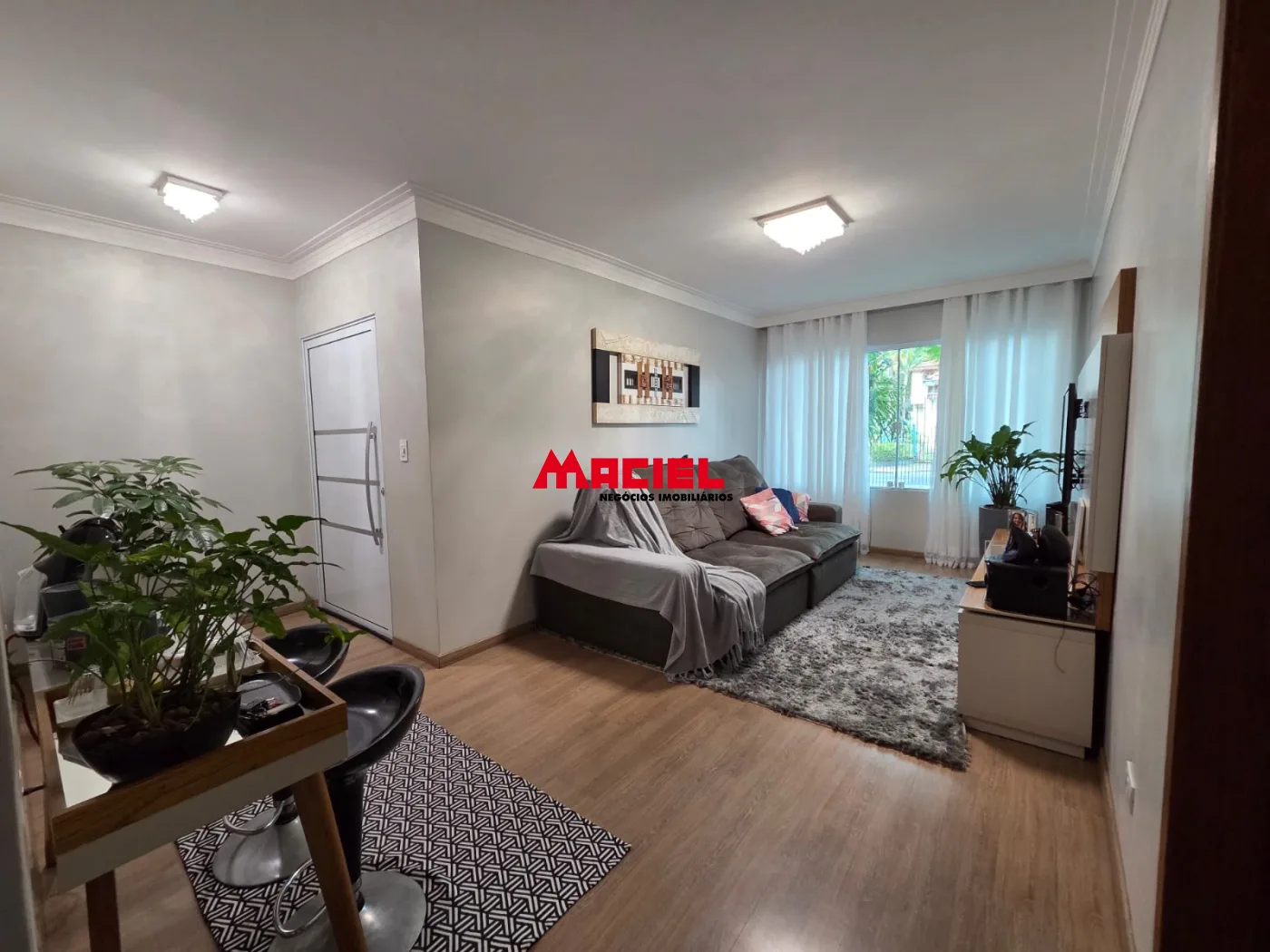 Comprar Casa / Padr&atilde;o em S&atilde;o Jos&eacute; dos Campos R$ 850.000,00 - Foto 1