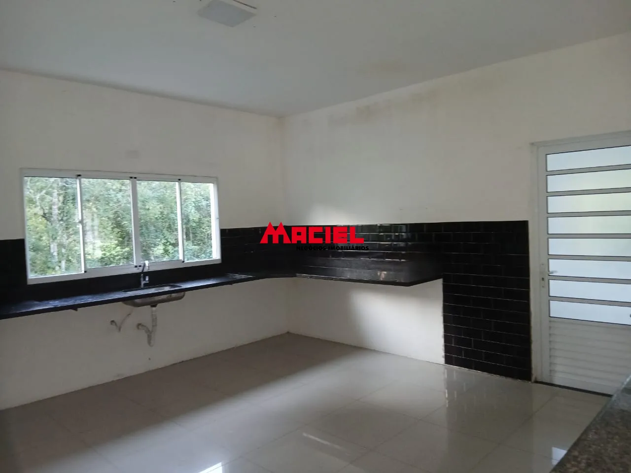 Alugar Casa / Condom&iacute;nio em Jambeiro R$ 4.000,00 - Foto 16