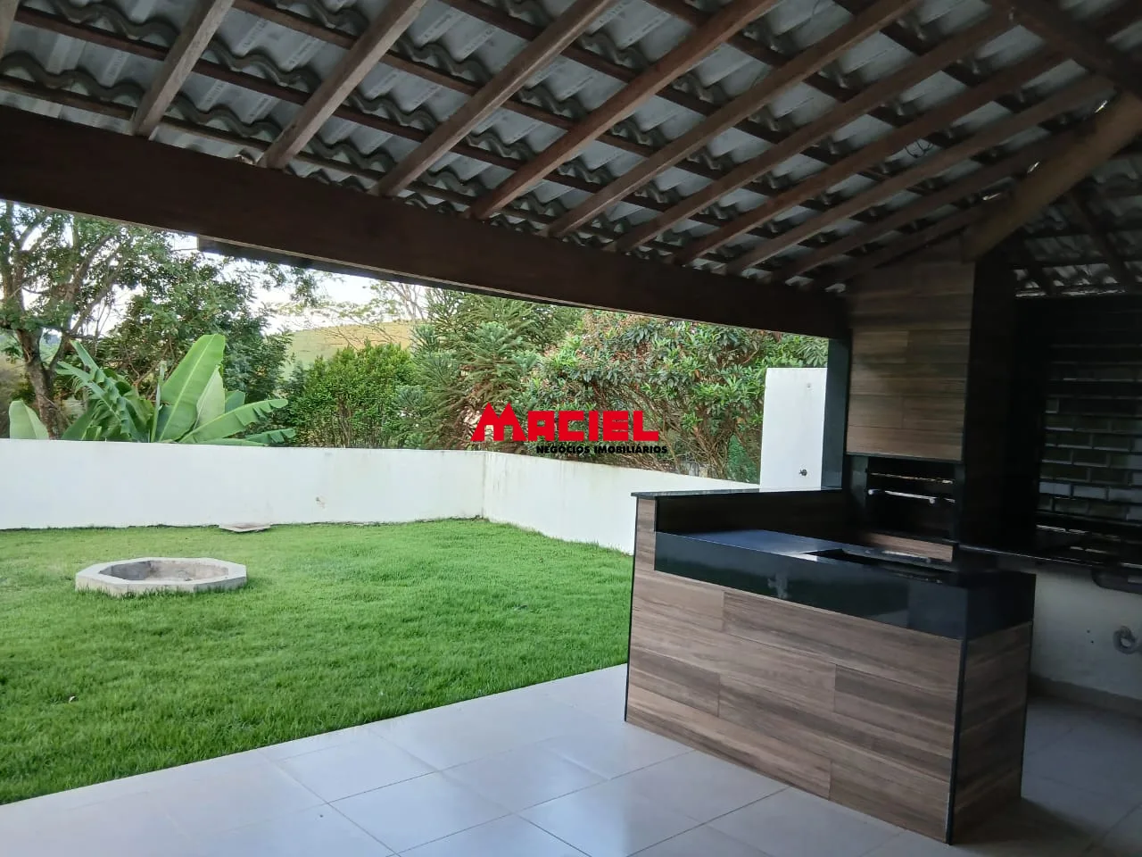 Alugar Casa / Condom&iacute;nio em Jambeiro R$ 4.000,00 - Foto 31