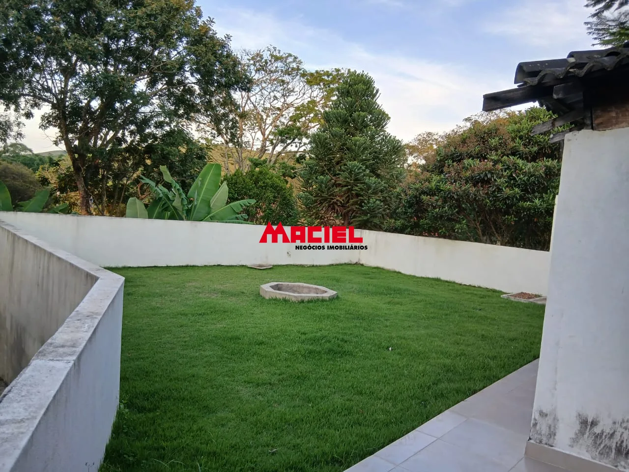 Alugar Casa / Condom&iacute;nio em Jambeiro R$ 4.000,00 - Foto 37