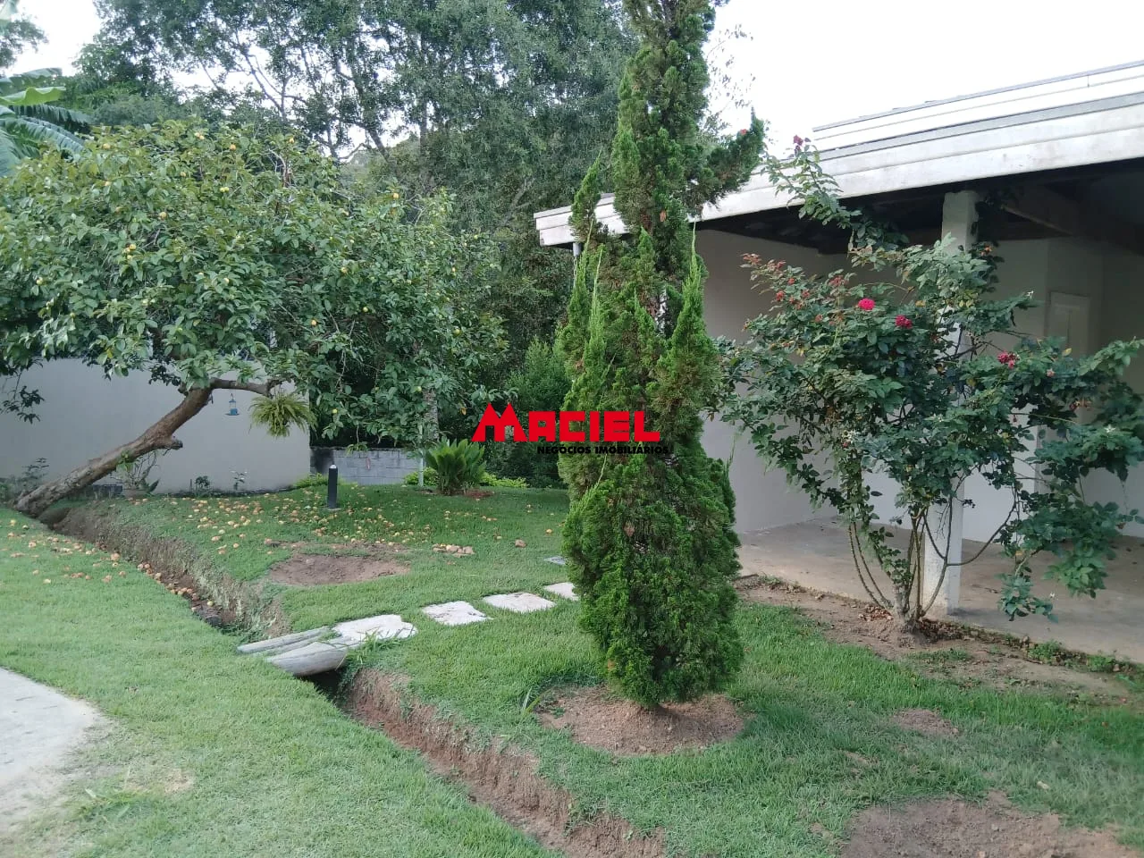 Alugar Casa / Condom&iacute;nio em Jambeiro R$ 4.000,00 - Foto 41