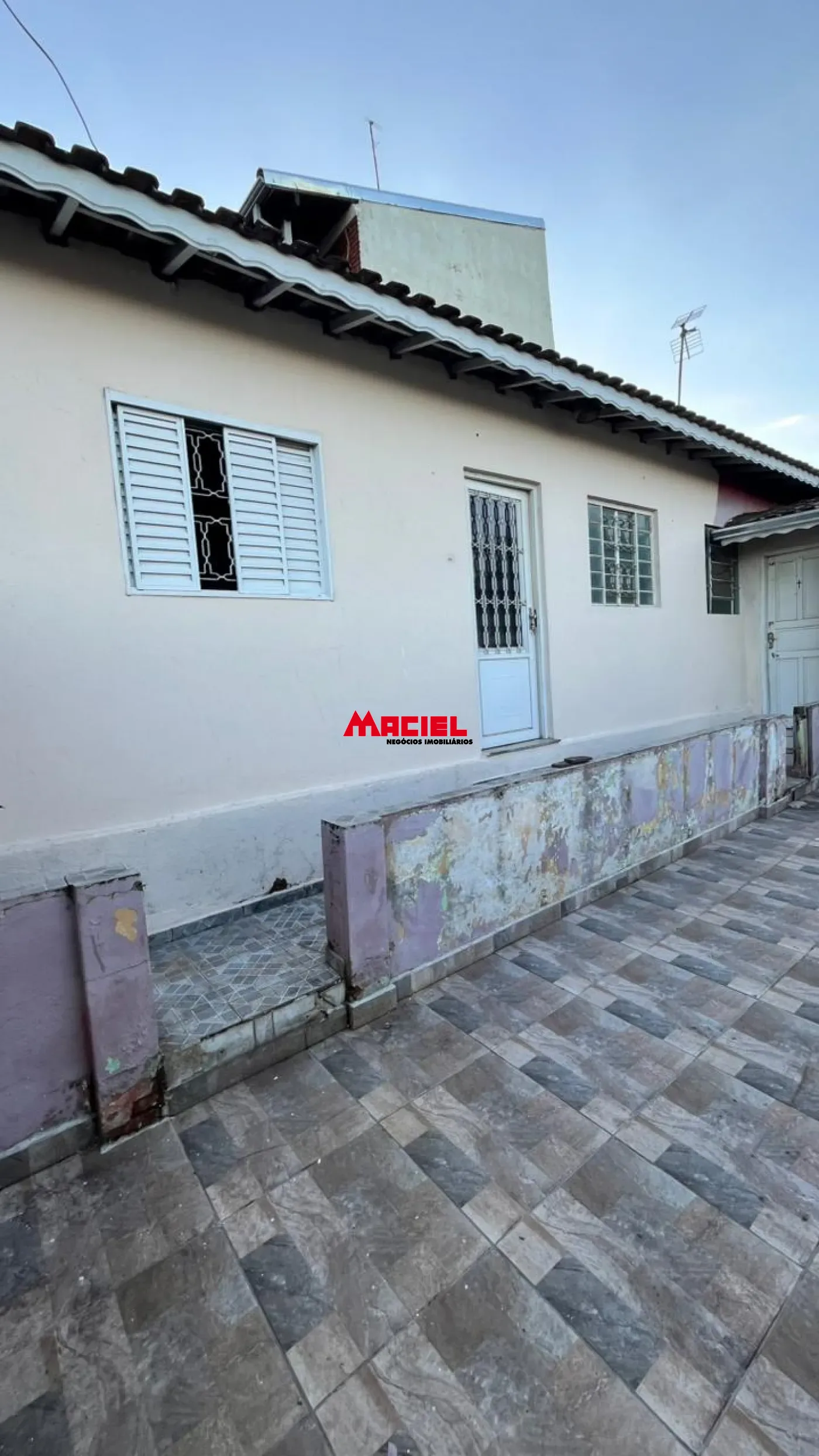 Comprar Casa / Padr&atilde;o em S&atilde;o Jos&eacute; dos Campos R$ 246.000,00 - Foto 1