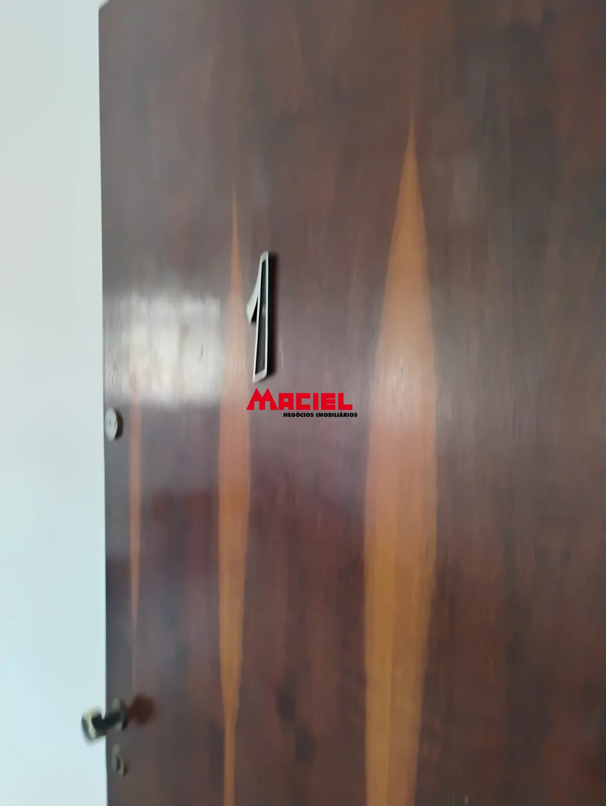 Alugar Comercial / Sala em S&atilde;o Jos&eacute; dos Campos R$ 700,00 - Foto 3