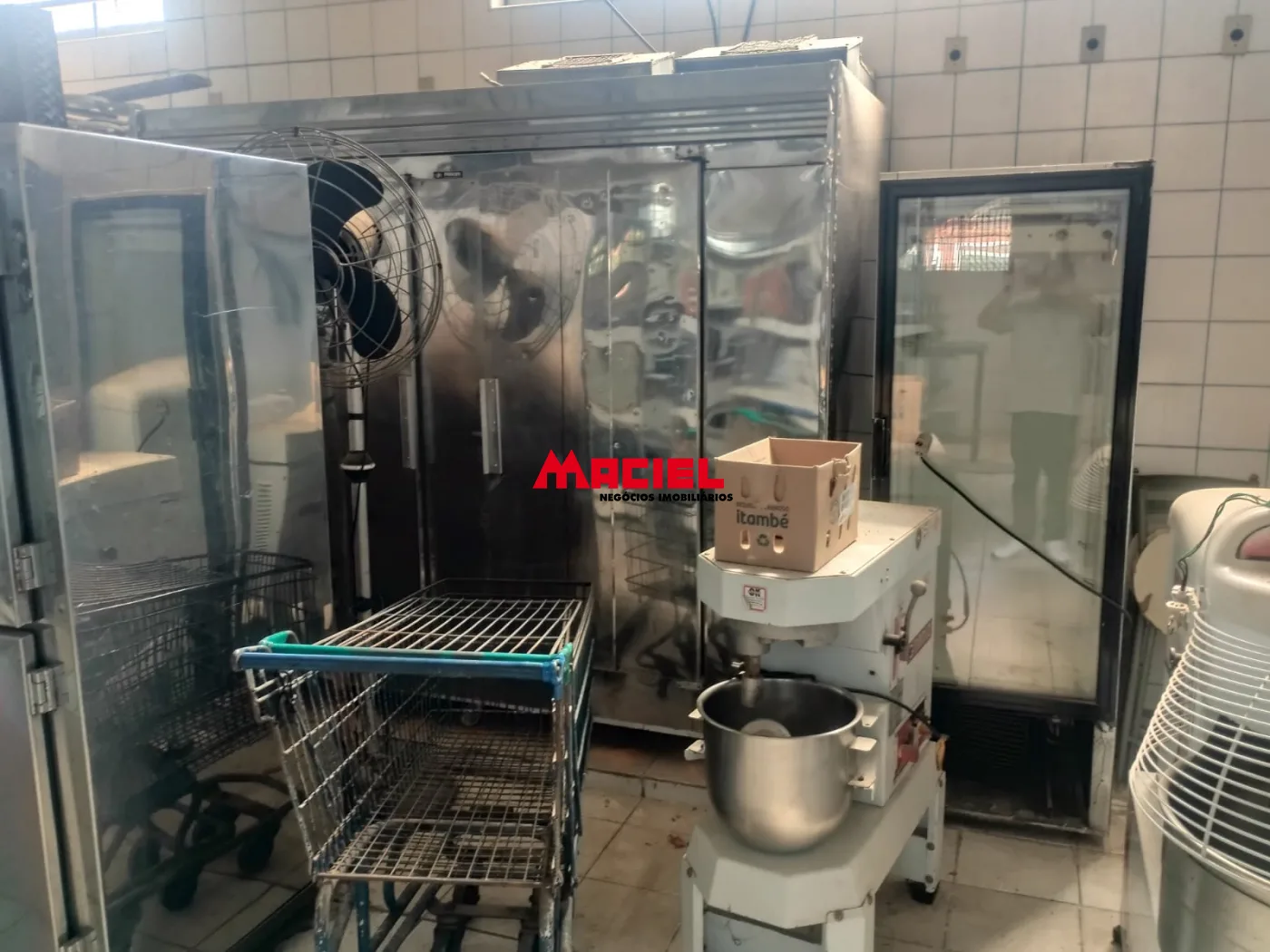 Comprar Comercial / Ponto Comercial em S&atilde;o Jos&eacute; dos Campos R$ 1.250.000,00 - Foto 5