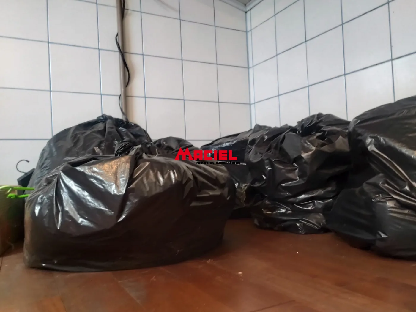 Comprar Comercial / Ponto Comercial em S&atilde;o Jos&eacute; dos Campos R$ 1.250.000,00 - Foto 9