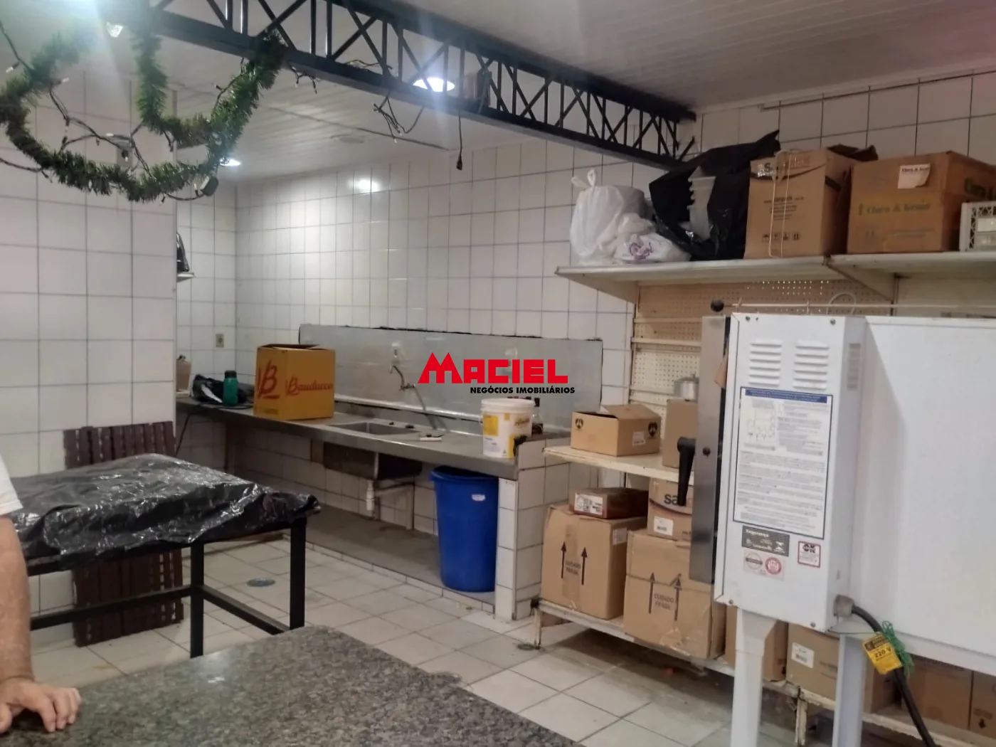 Comprar Comercial / Ponto Comercial em S&atilde;o Jos&eacute; dos Campos R$ 1.250.000,00 - Foto 14
