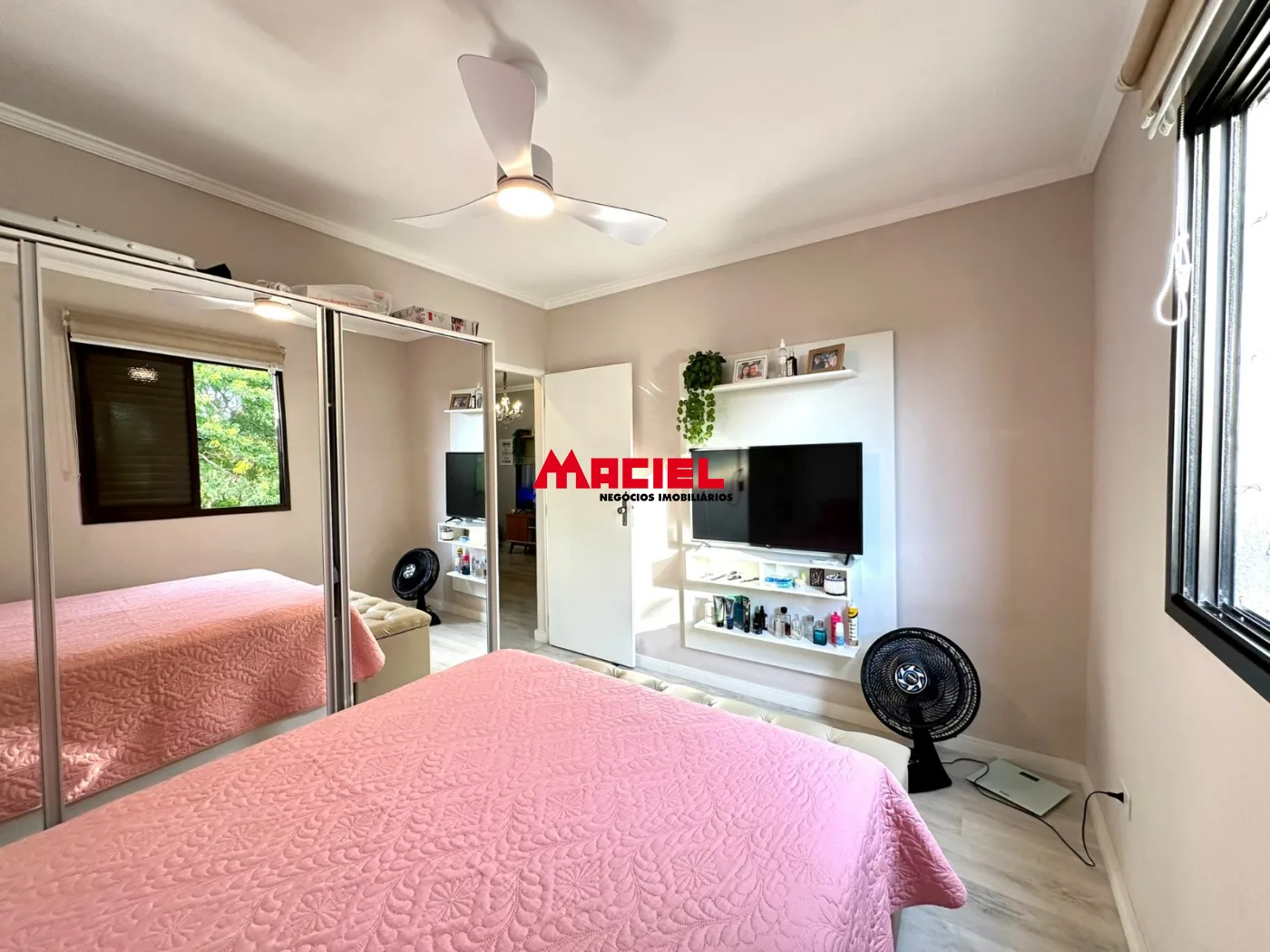 Comprar Apartamento / Padr&atilde;o em S&atilde;o Jos&eacute; dos Campos R$ 310.000,00 - Foto 11