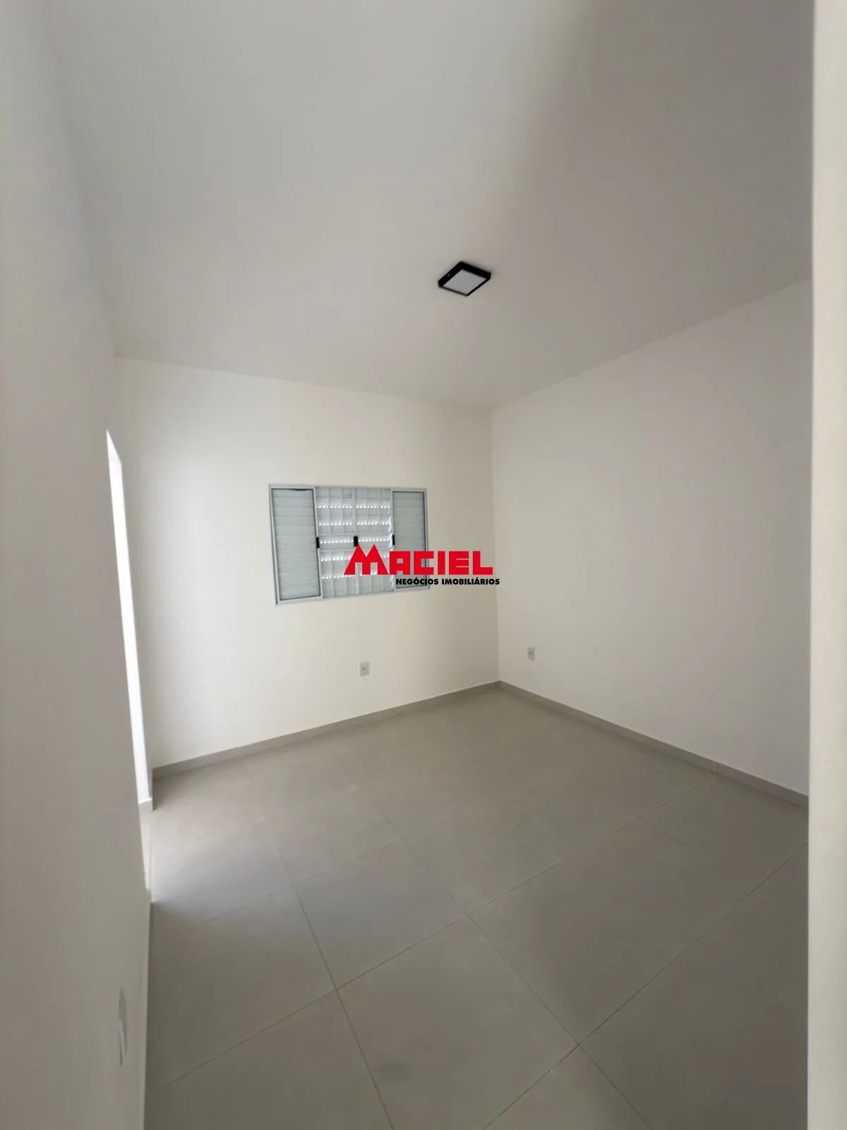 Comprar Casa / Padr&atilde;o em Ca&ccedil;apava R$ 415.000,00 - Foto 9