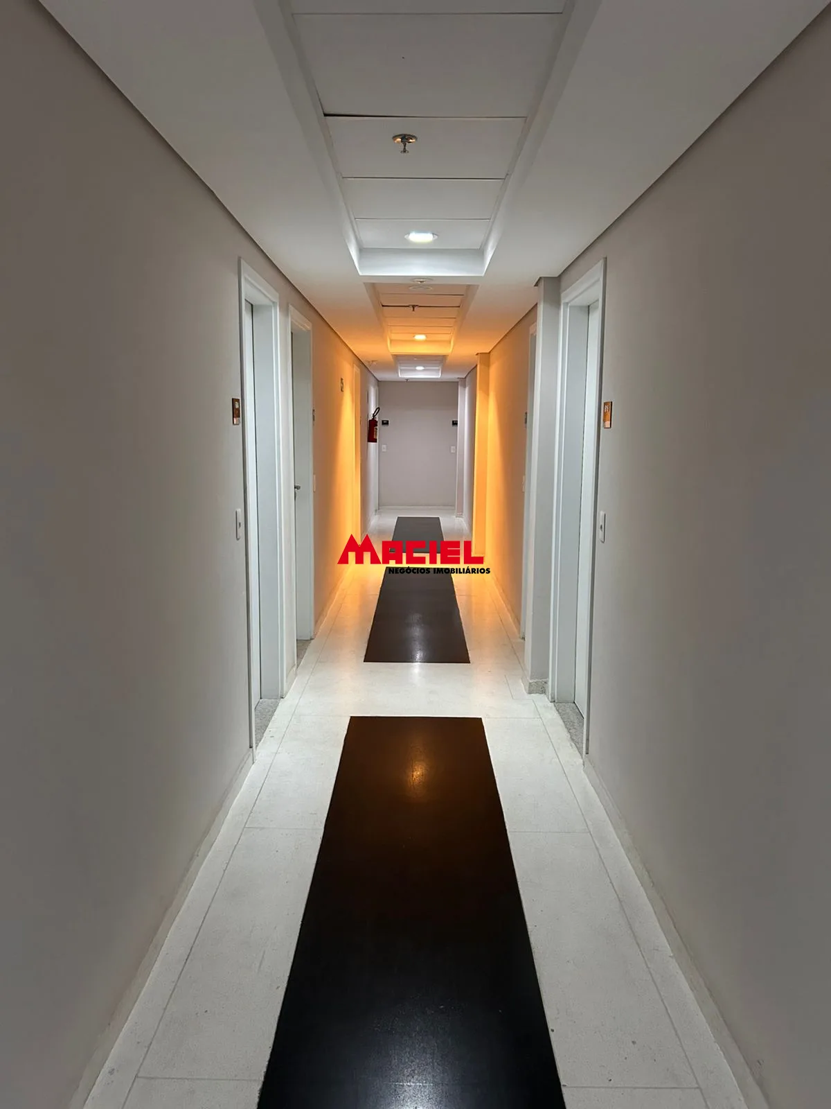 Comprar Comercial / Sala em S&atilde;o Jos&eacute; dos Campos R$ 350.000,00 - Foto 7