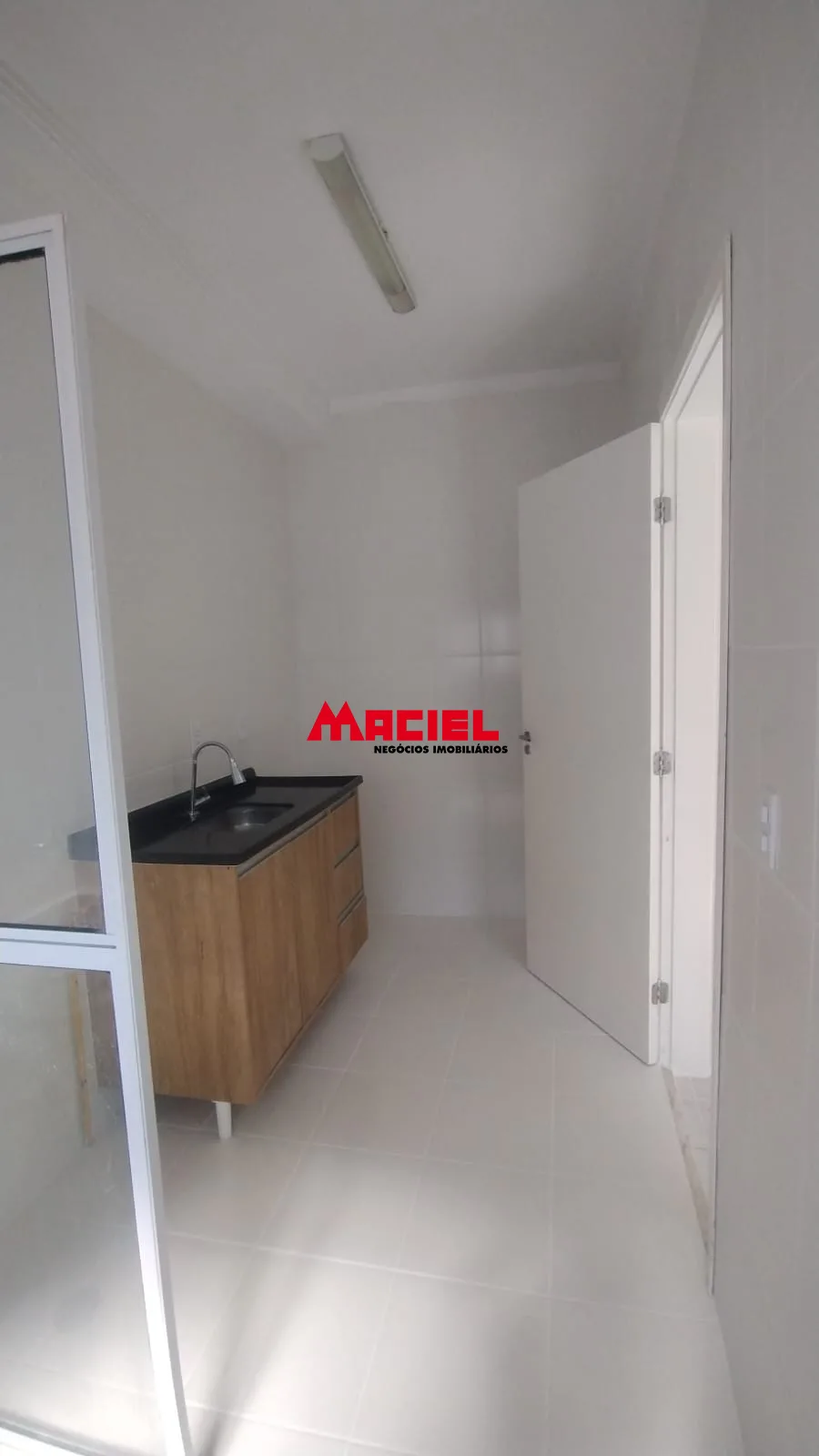 Comprar Apartamento / Padr&atilde;o em S&atilde;o Jos&eacute; dos Campos R$ 300.000,00 - Foto 4